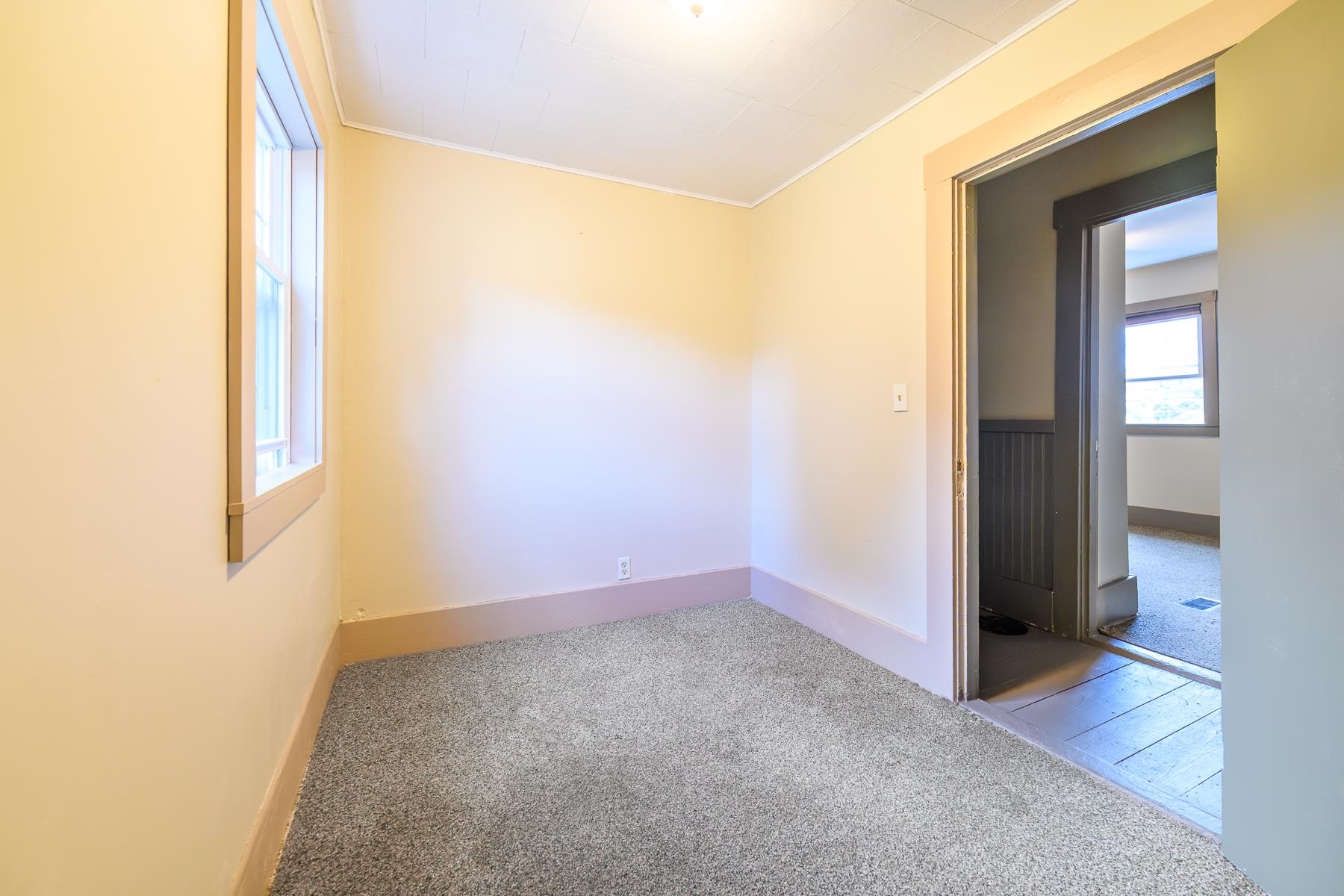 266 Madison Avenue Property Photo 18