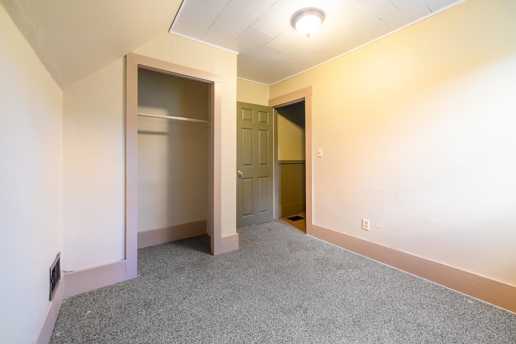 266 Madison Avenue Property Photo 19