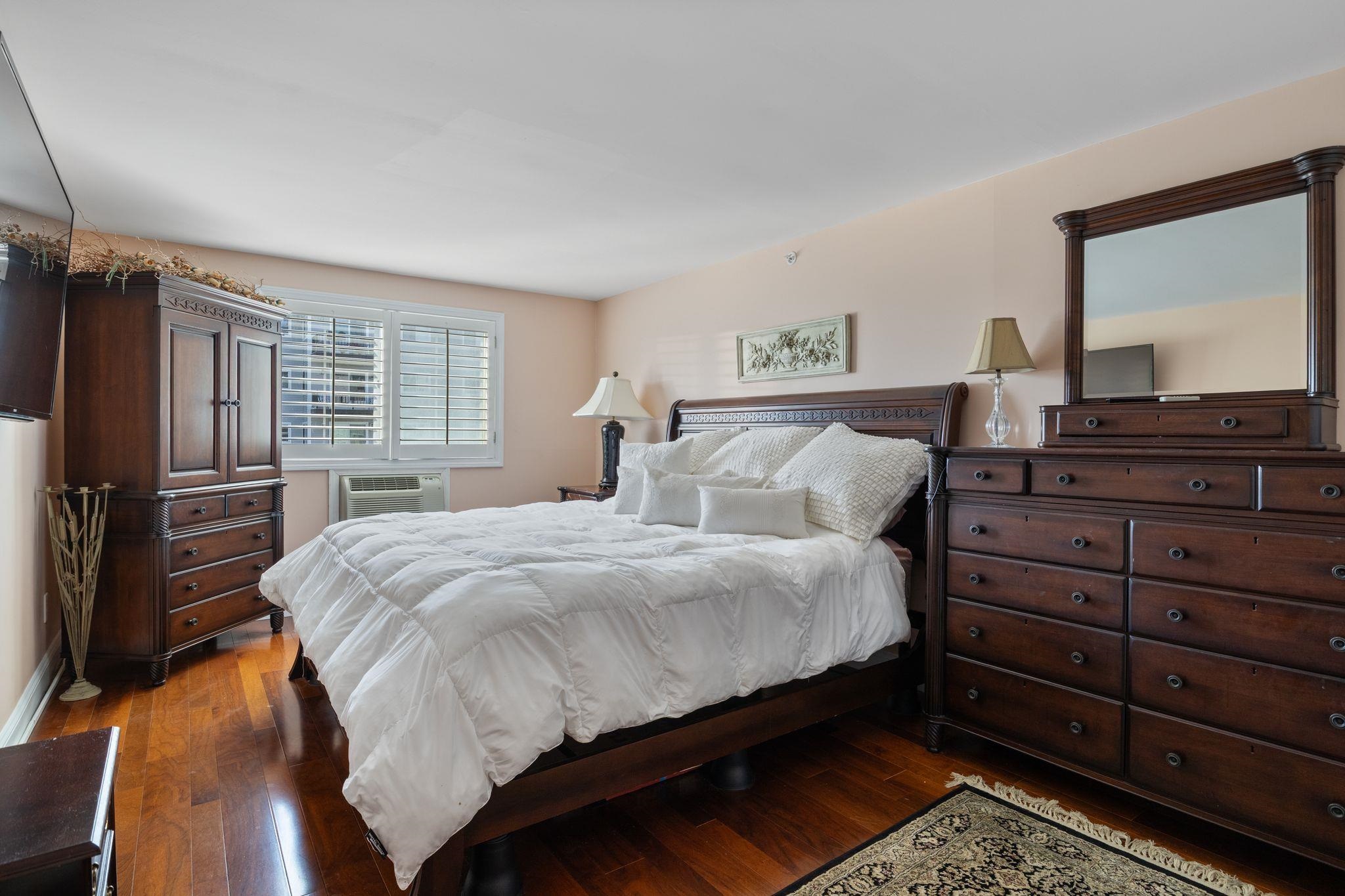 190 Kings Highway Property Photo 16