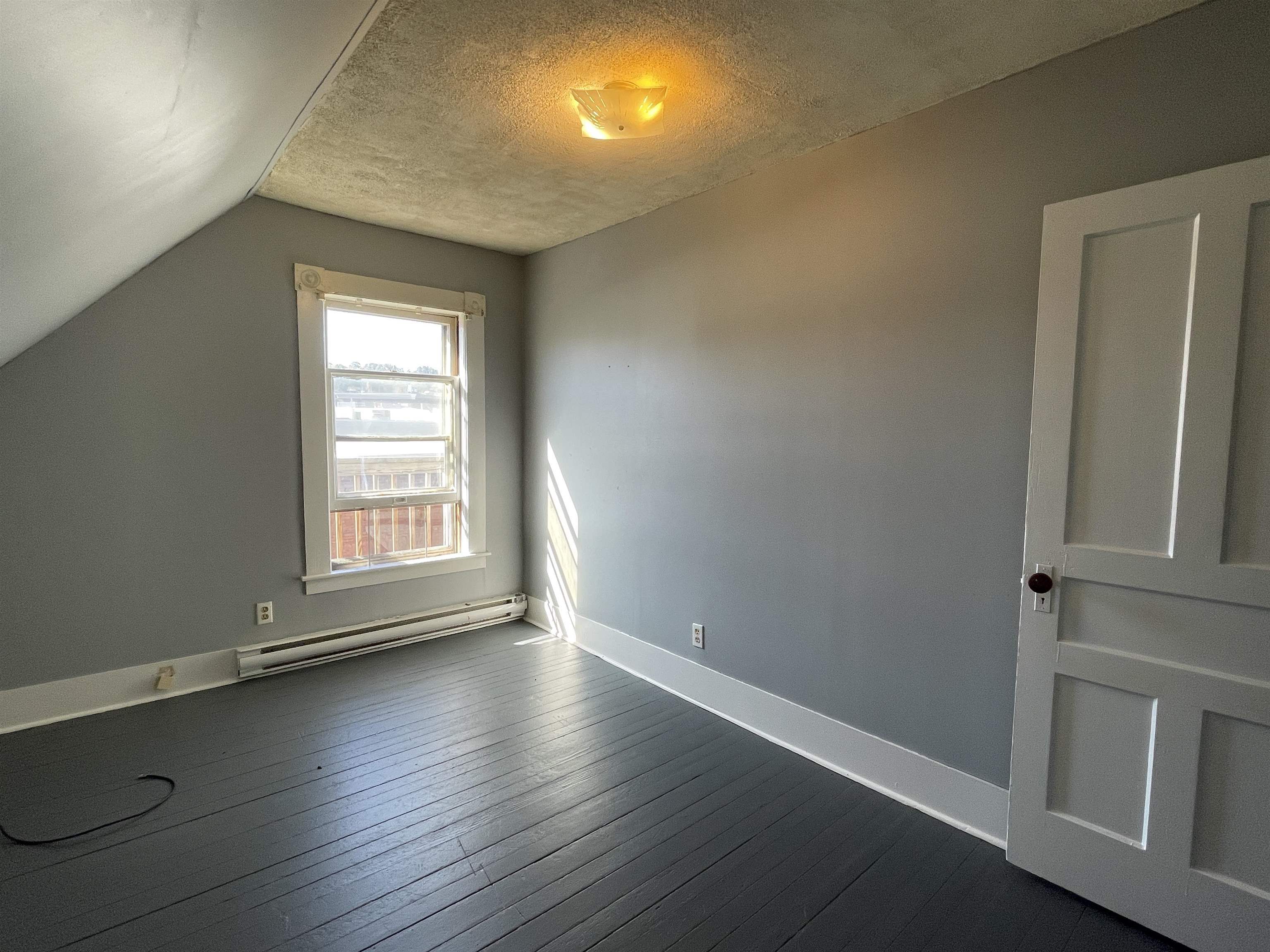 24 Jefferson Street Property Photo 7