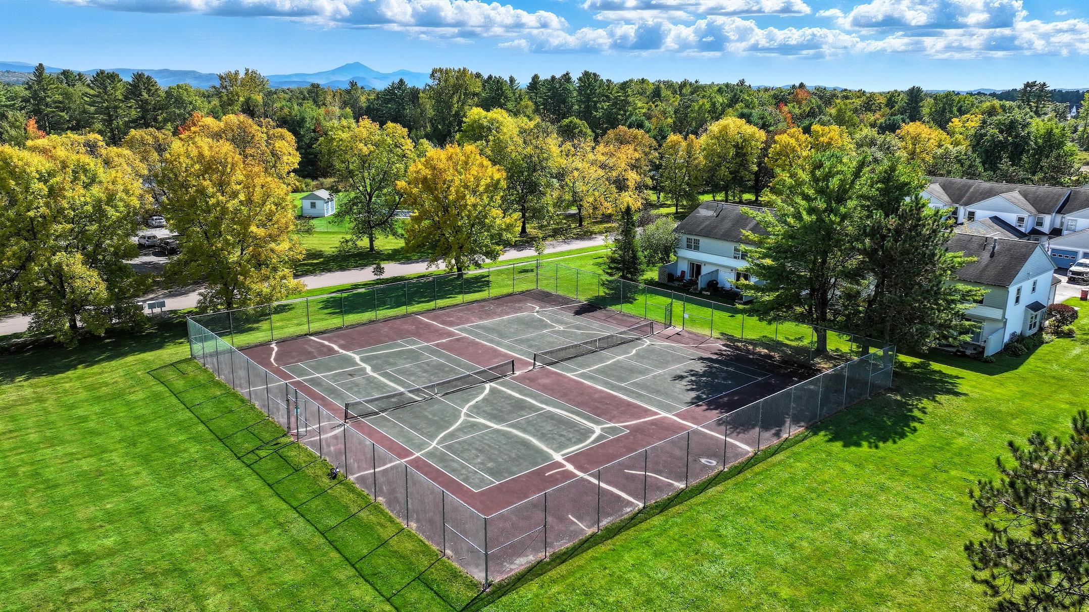 47 Saybrook Road Property Photo 40