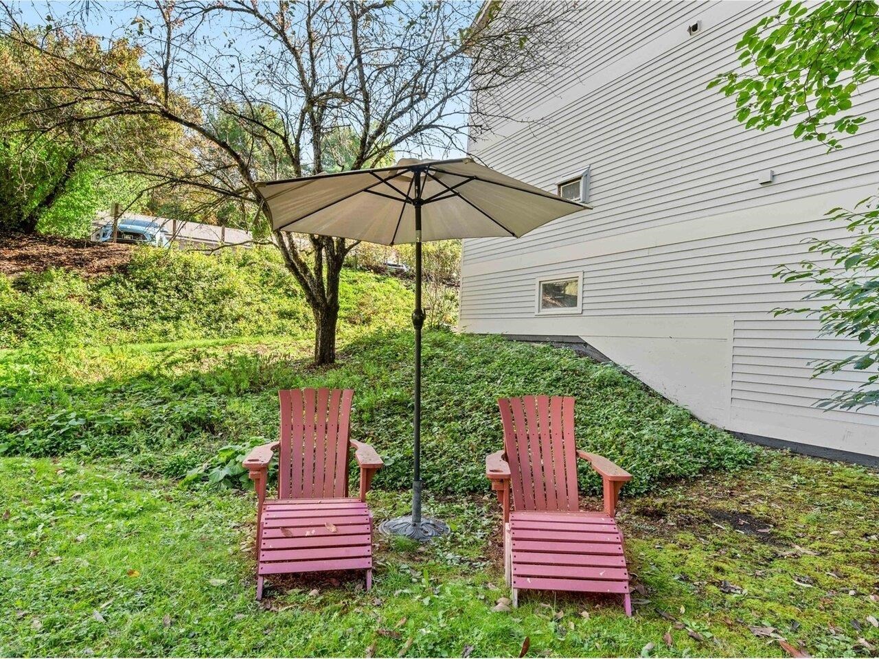 288 Cityside Drive Property Photo 5