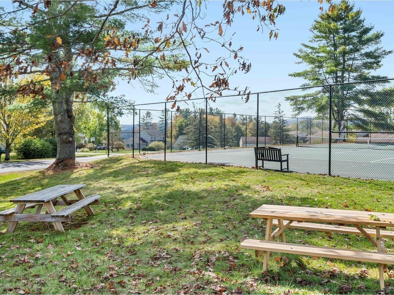 288 Cityside Drive Property Photo 28