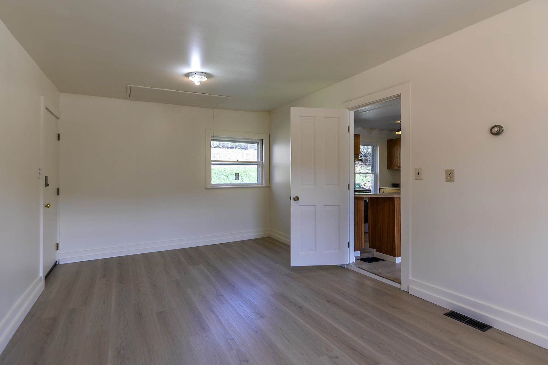 5798 West Woodstock Road Property Photo 26