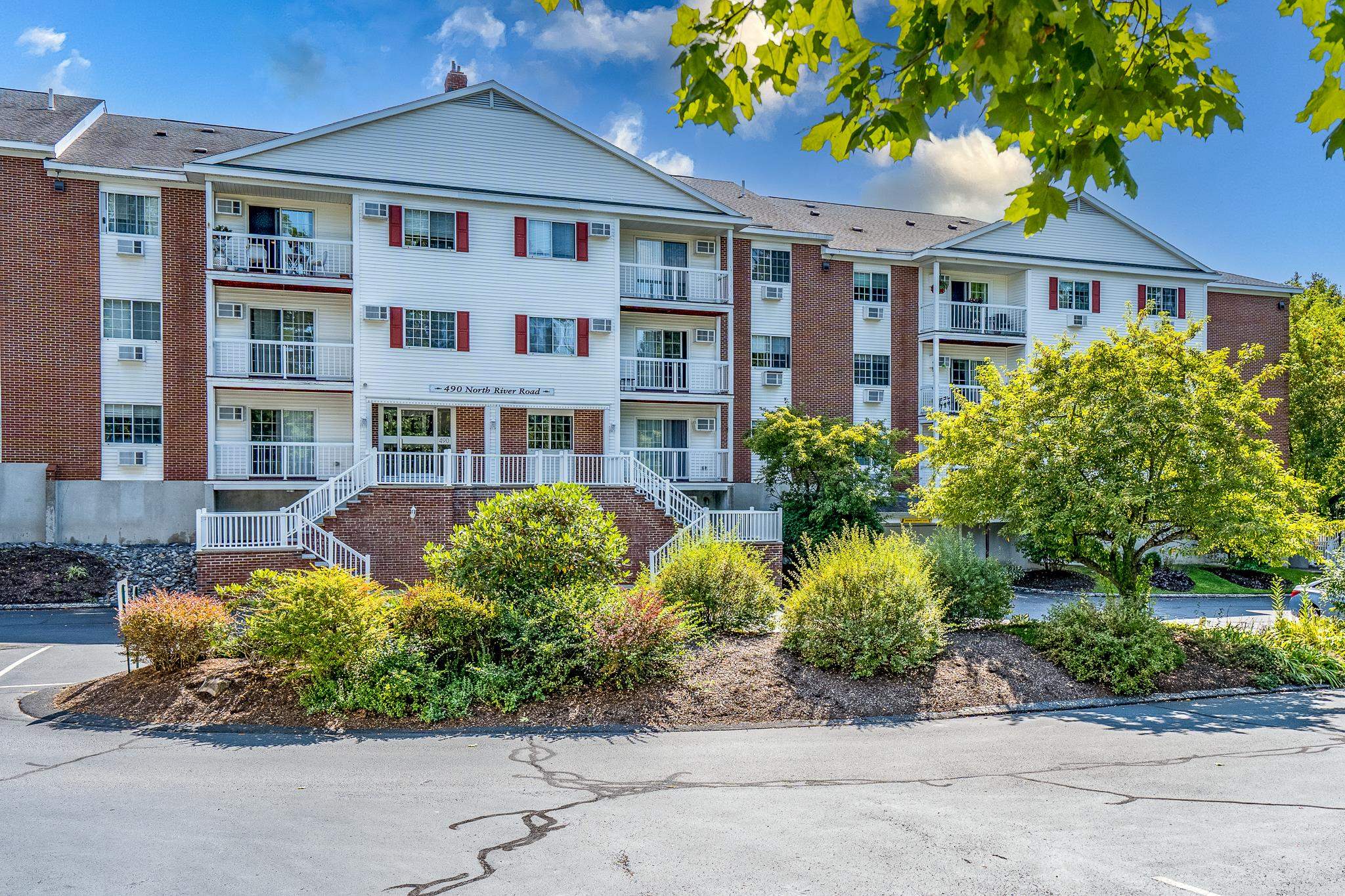 490 River Road Property Photo 1