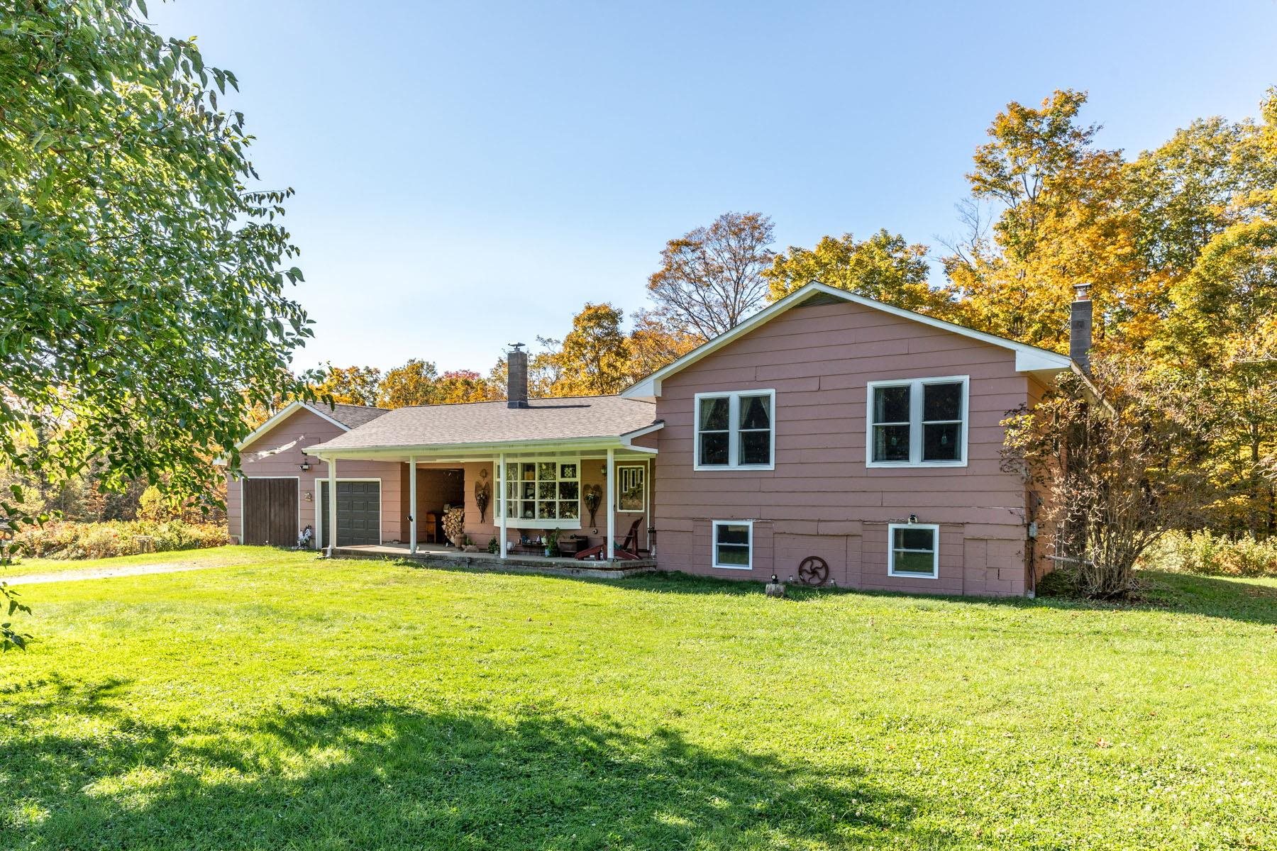 1421 Shaw Mansion Road Property Photo 1