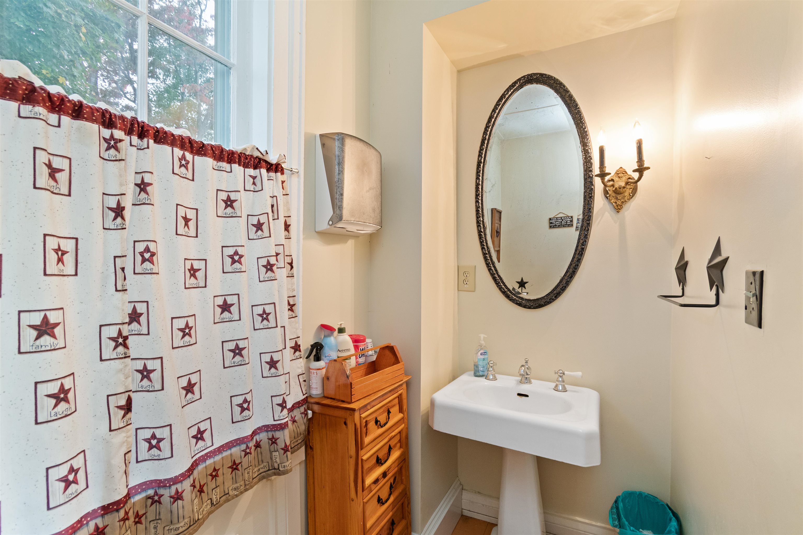 123 North Road Property Photo 36