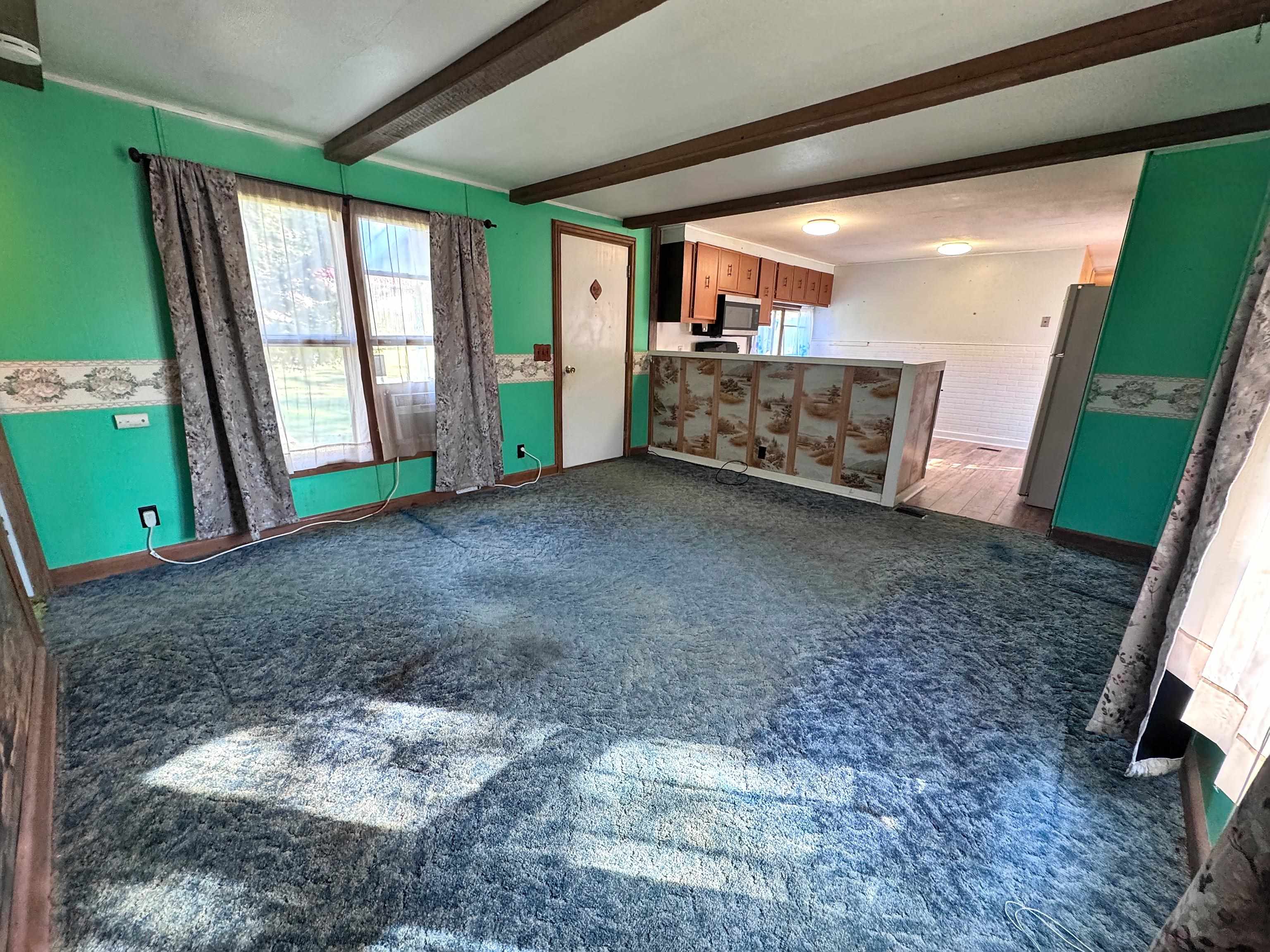 889 Overlea Road Property Photo 16