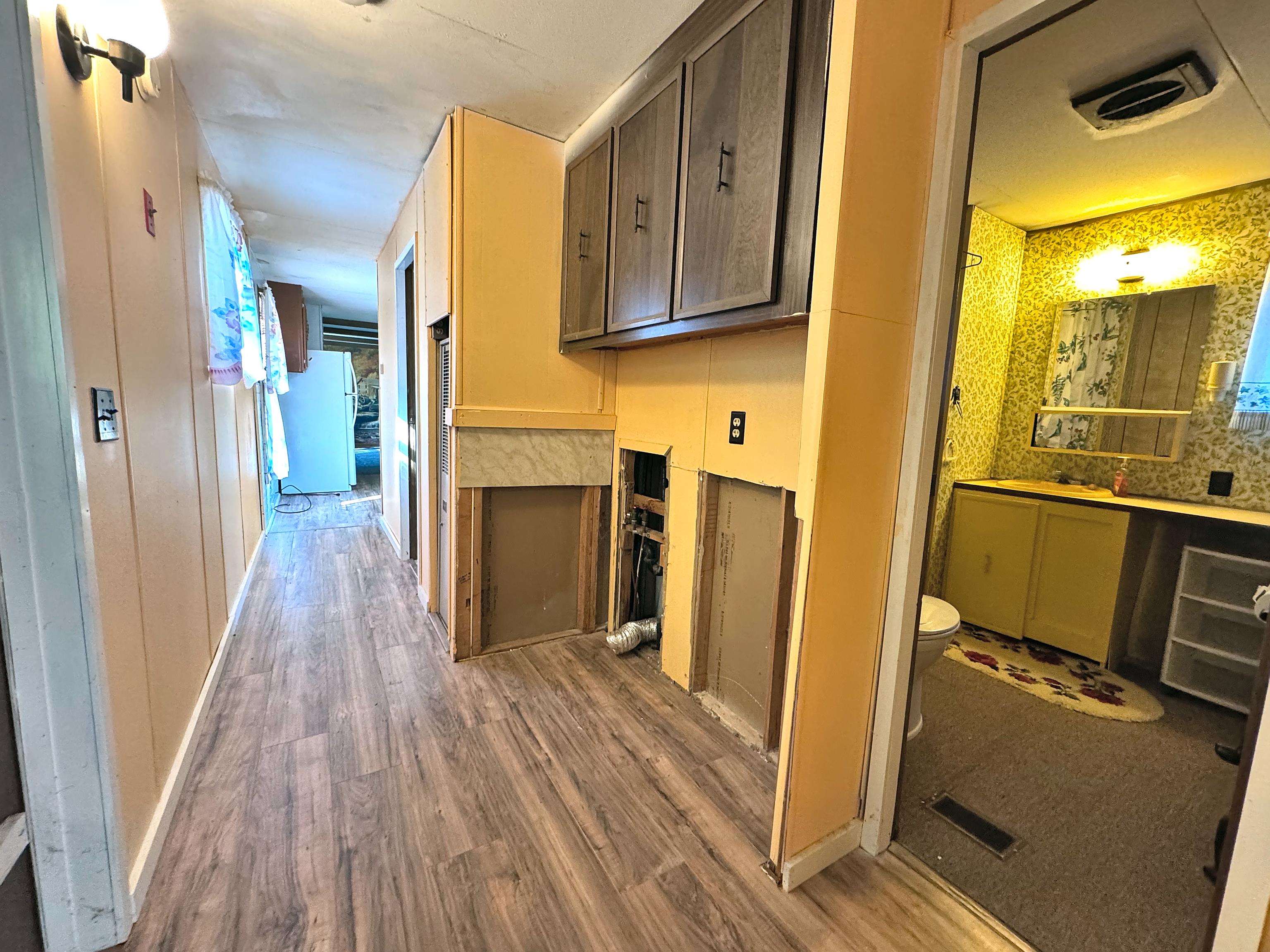 889 Overlea Road Property Photo 25