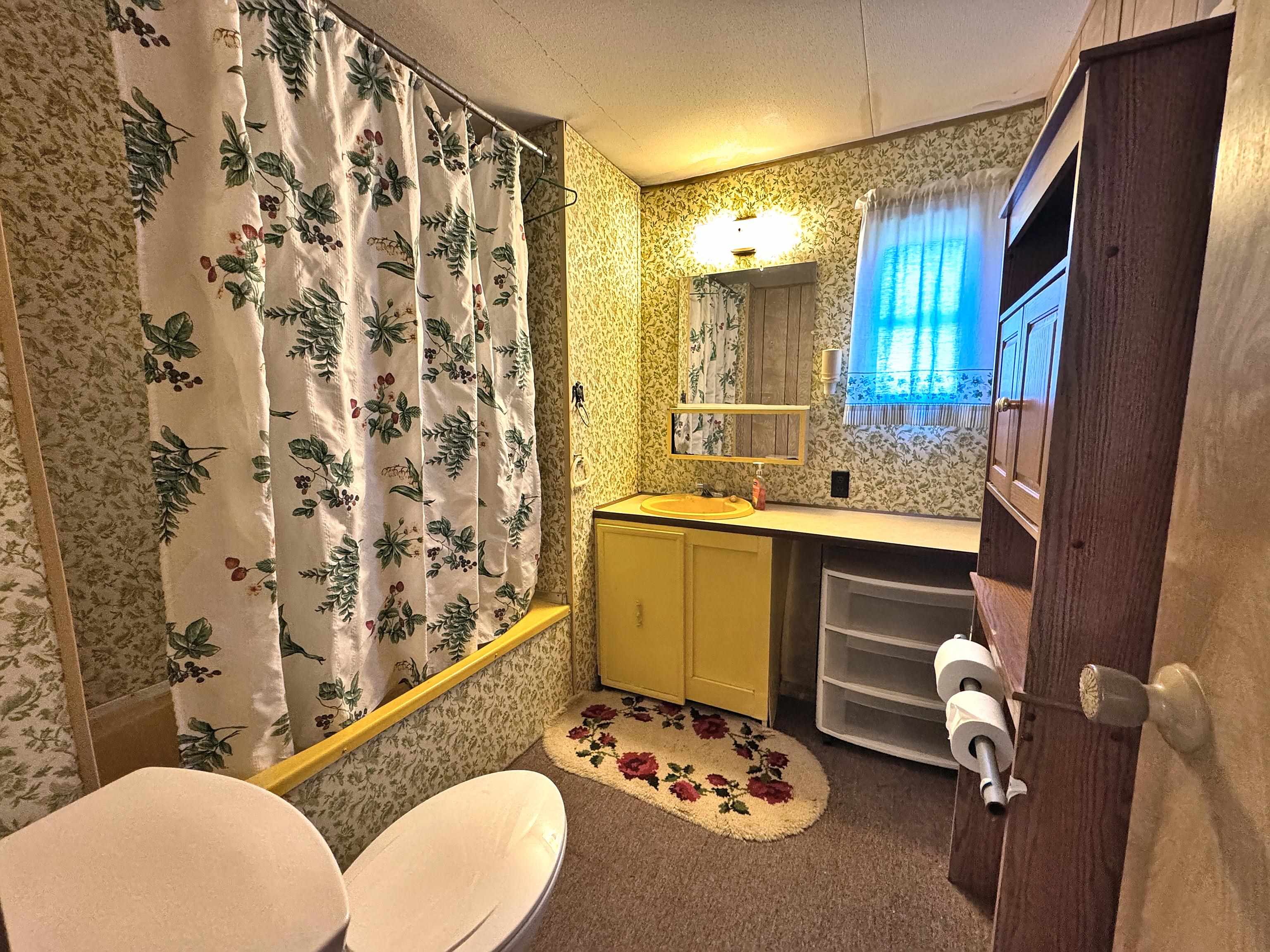 889 Overlea Road Property Photo 26