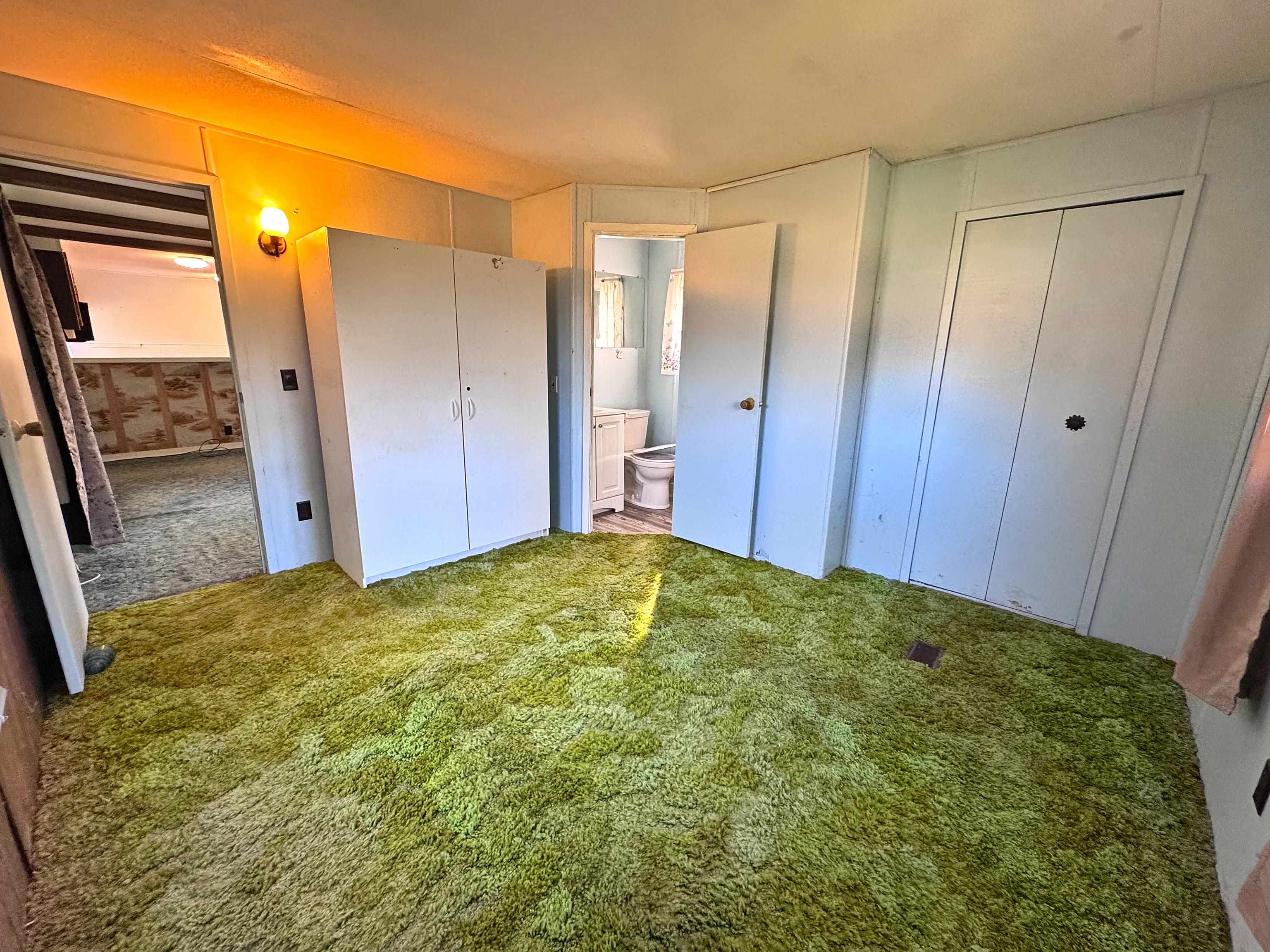 889 Overlea Road Property Photo 31