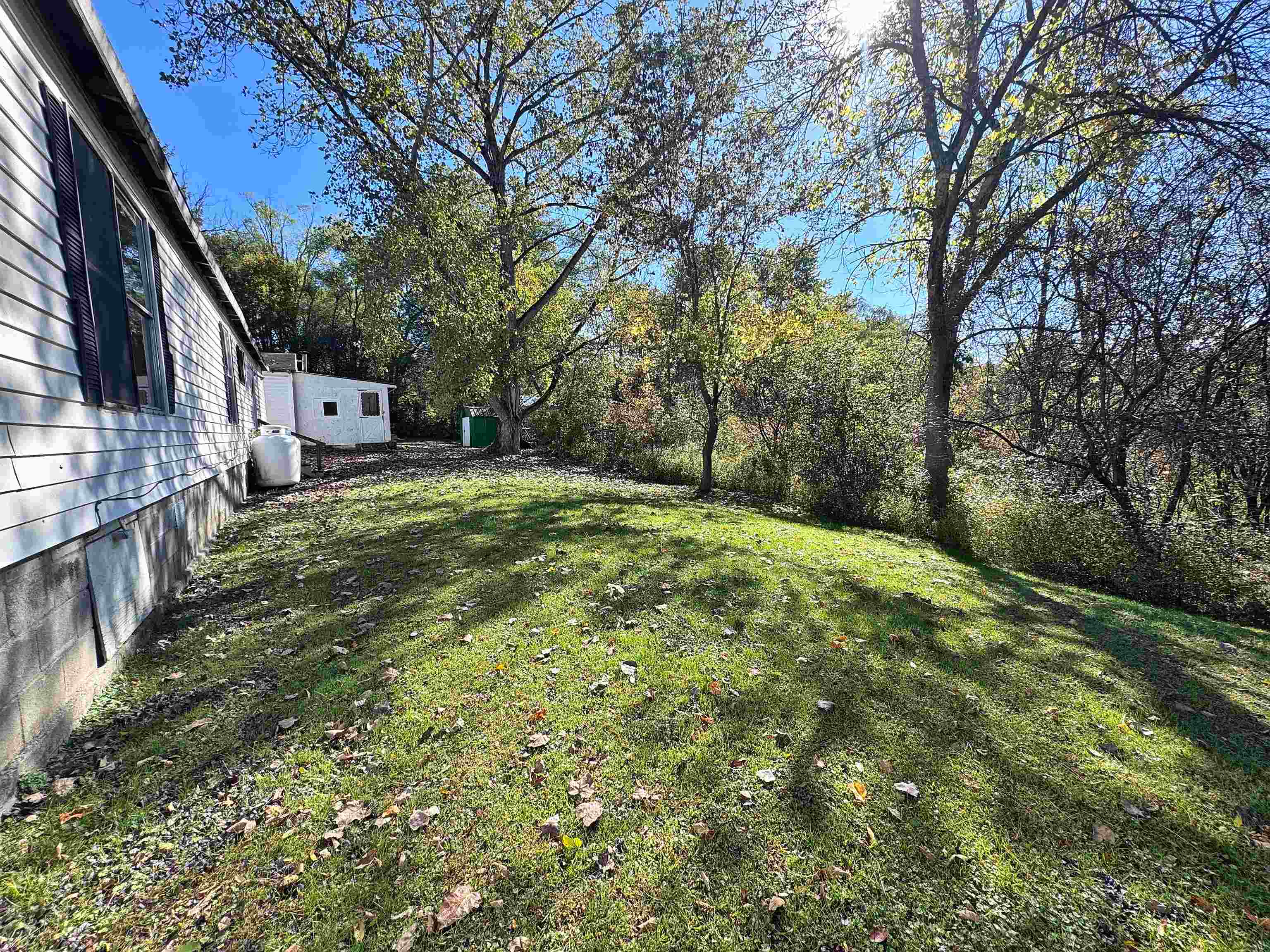 889 Overlea Road Property Photo 44