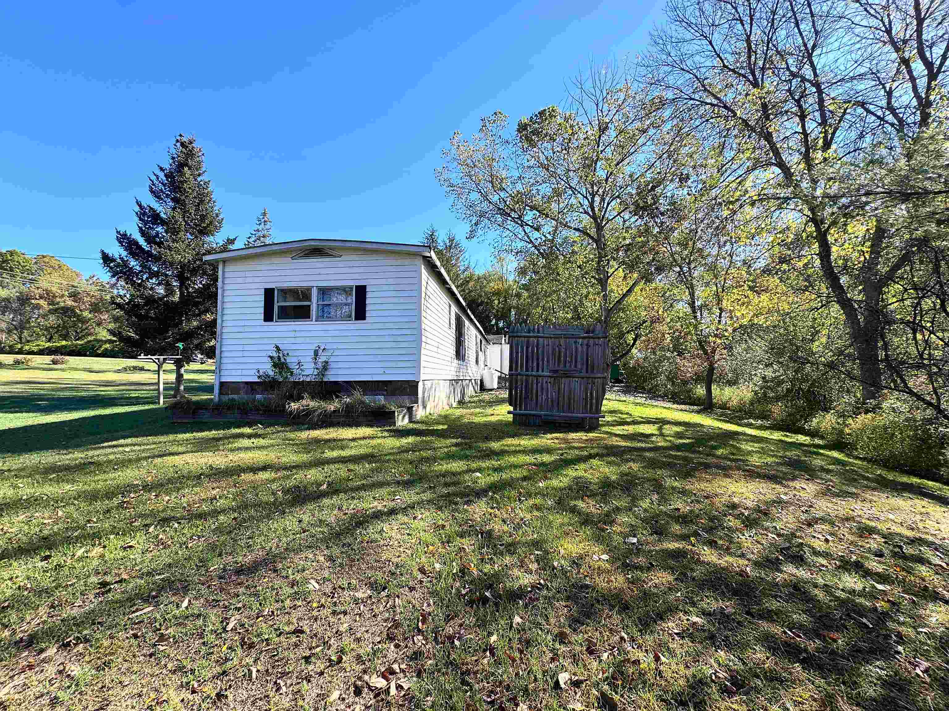 889 Overlea Road Property Photo 45