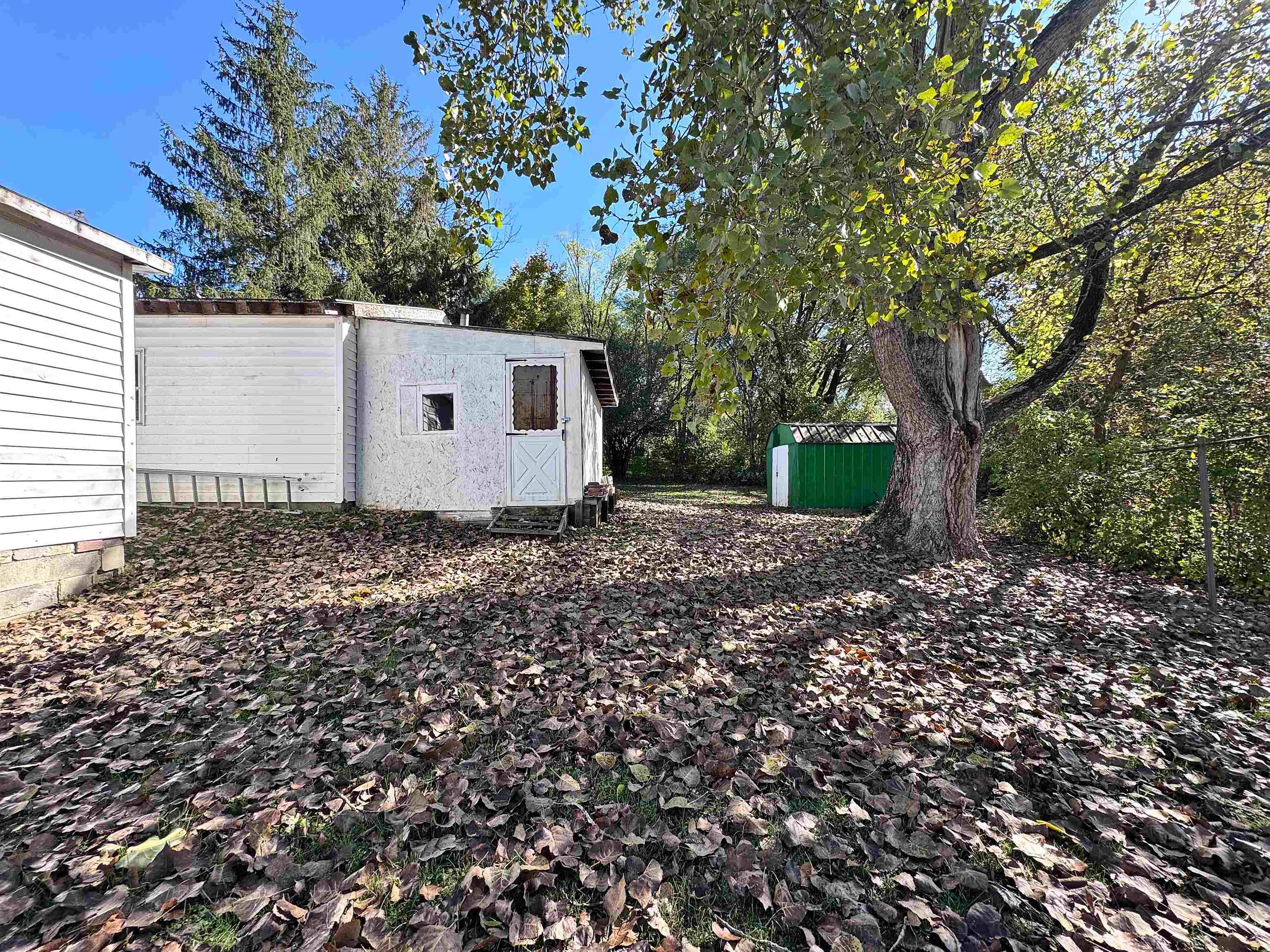 889 Overlea Road Property Photo 48