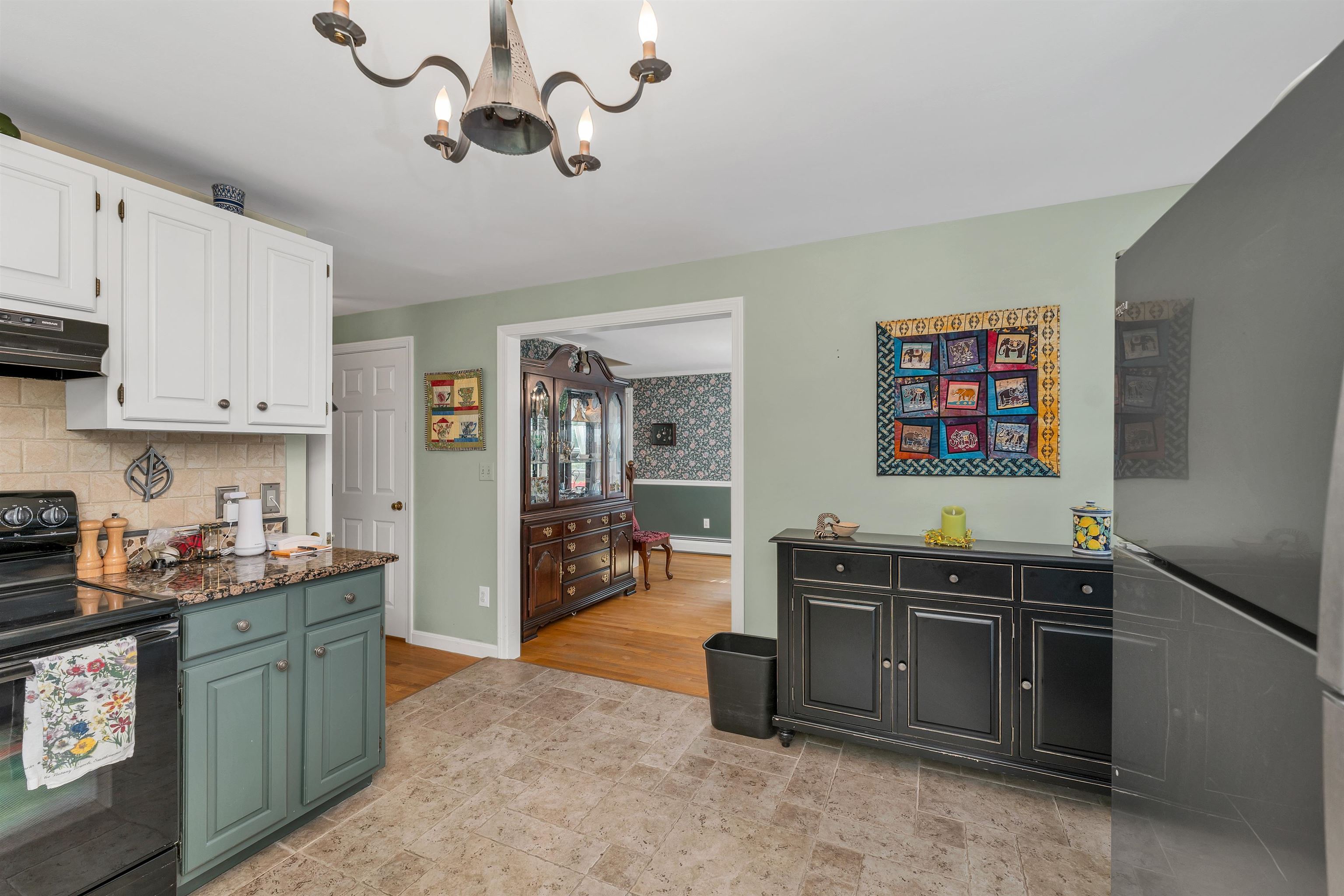 220 Governors Road Property Photo 8