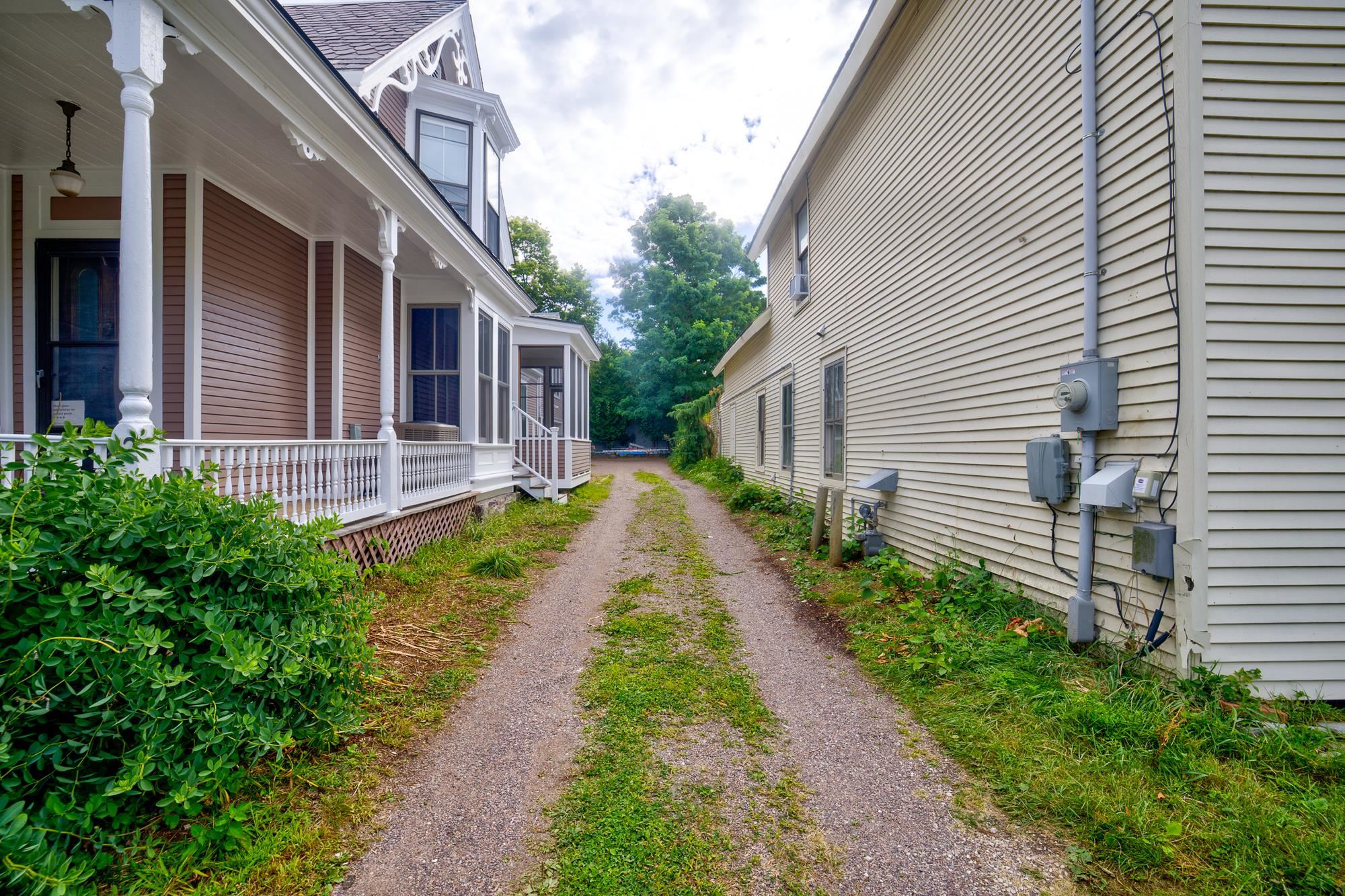 42 Elmwood Avenue Property Photo 13