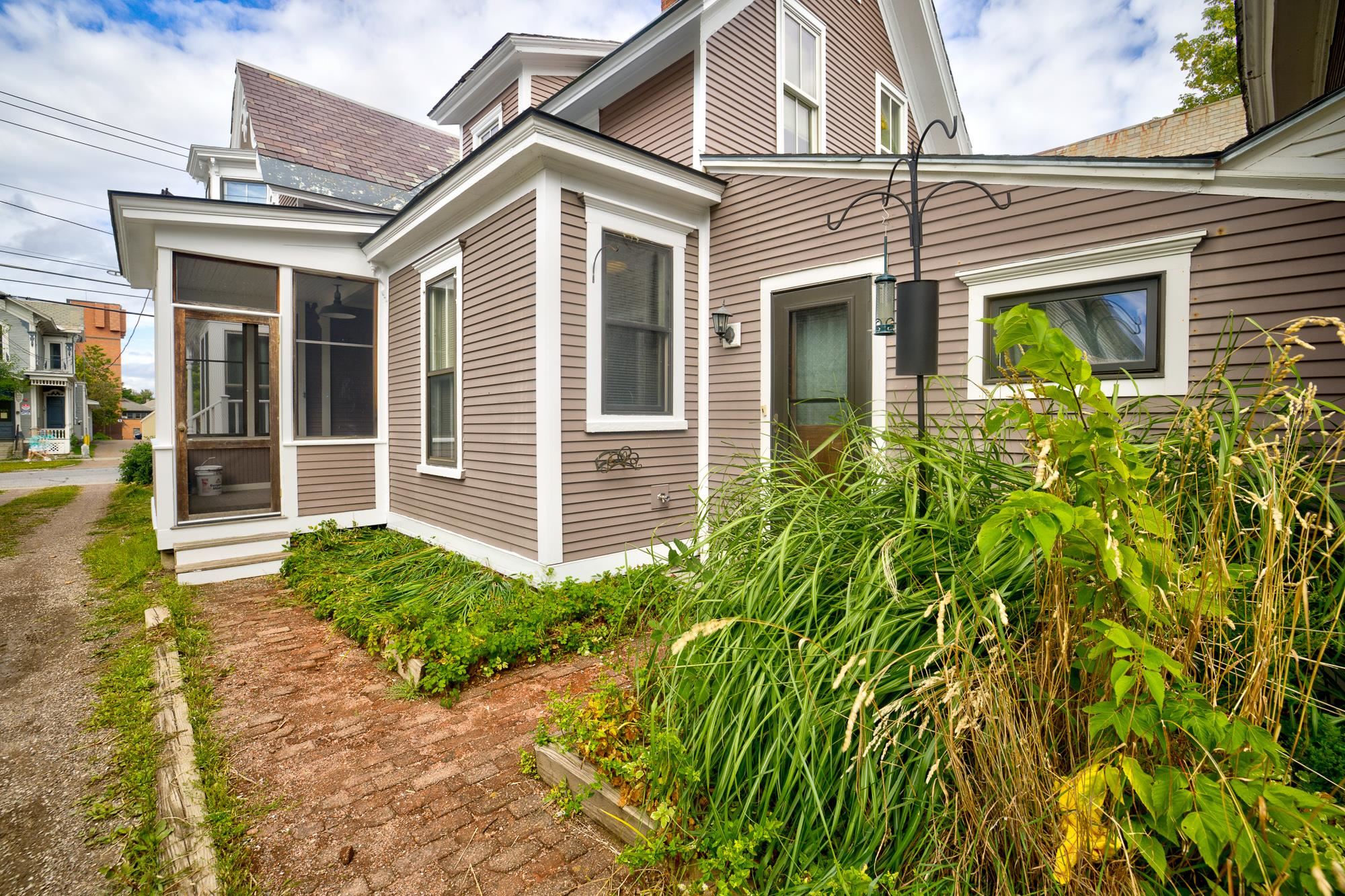 42 Elmwood Avenue Property Photo 23