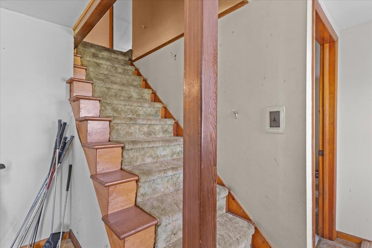 99 Oak Hill Road Property Photo 4