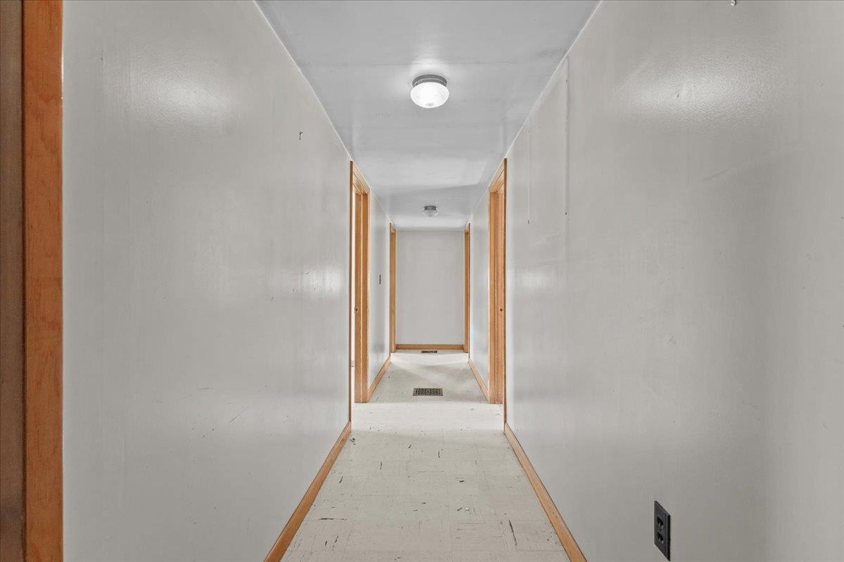 99 Oak Hill Road Property Photo 5