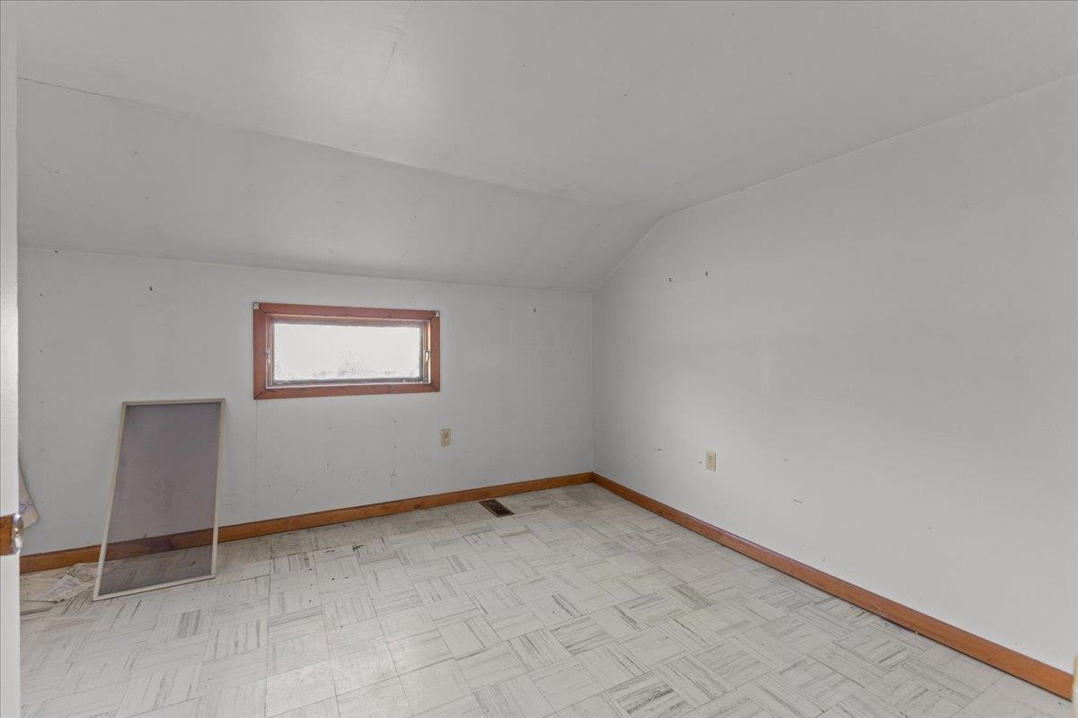 99 Oak Hill Road Property Photo 7