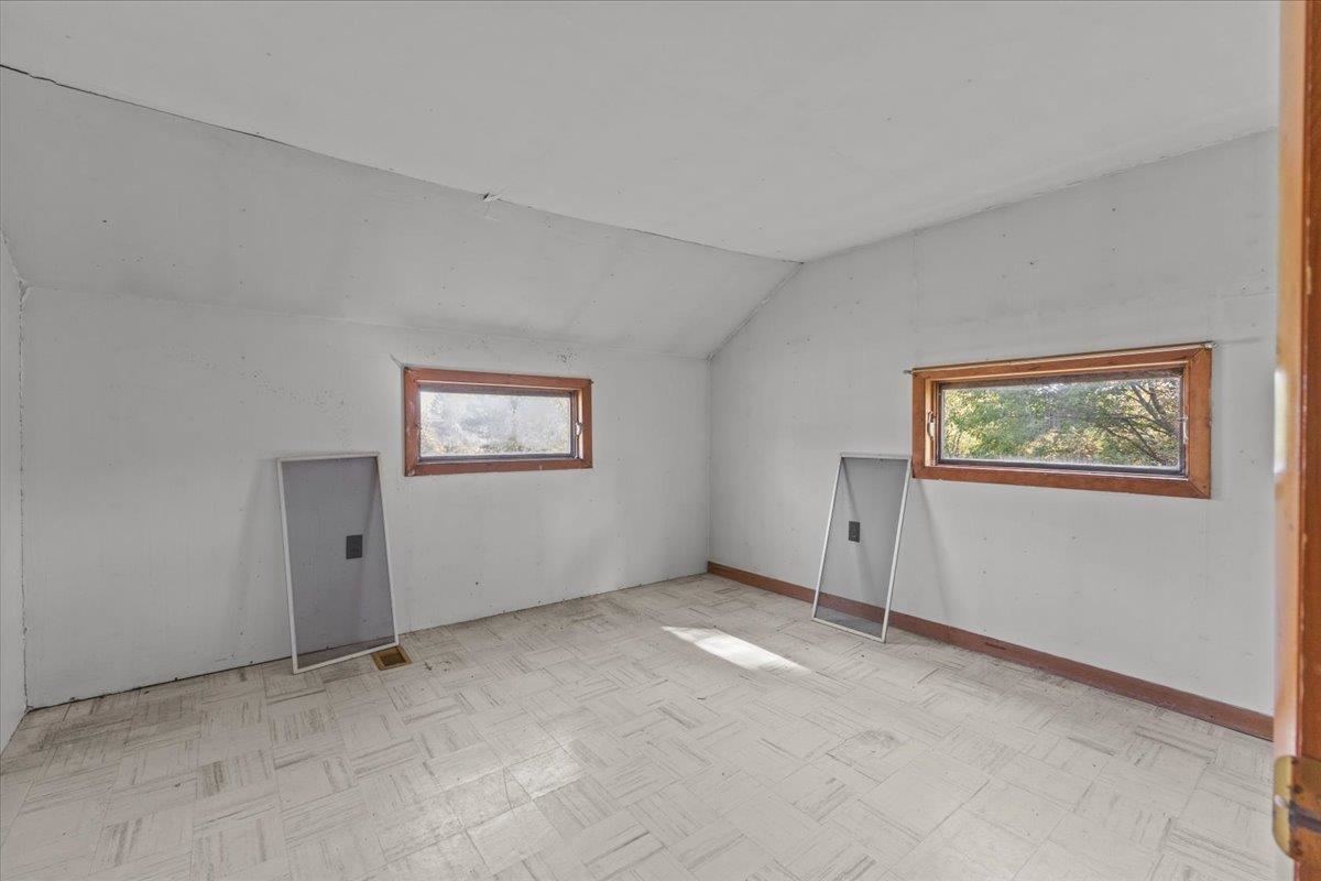 99 Oak Hill Road Property Photo 8