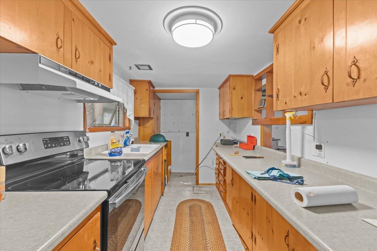 99 Oak Hill Road Property Photo 14