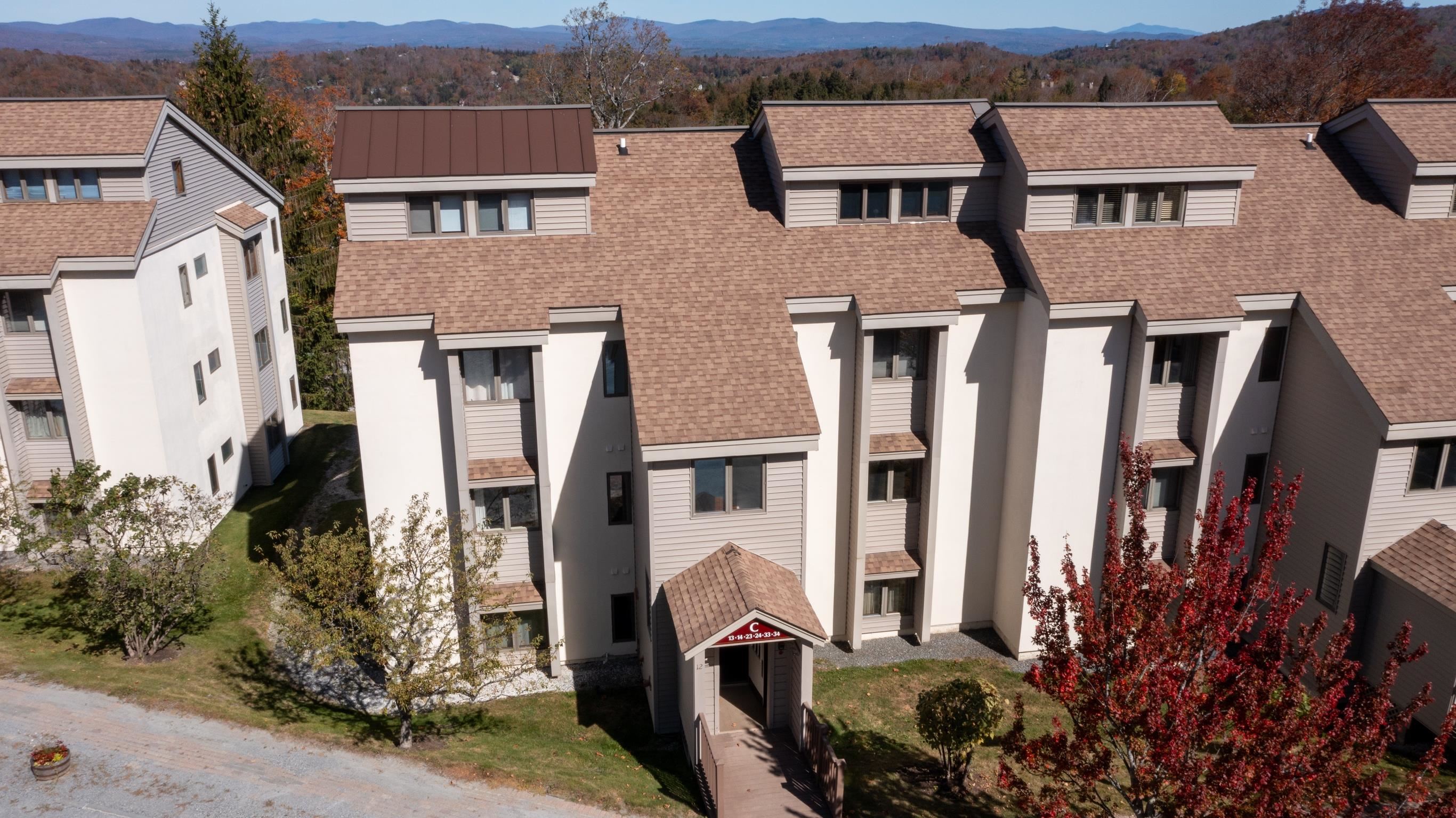 12 Ober Tal Drive Property Photo 2