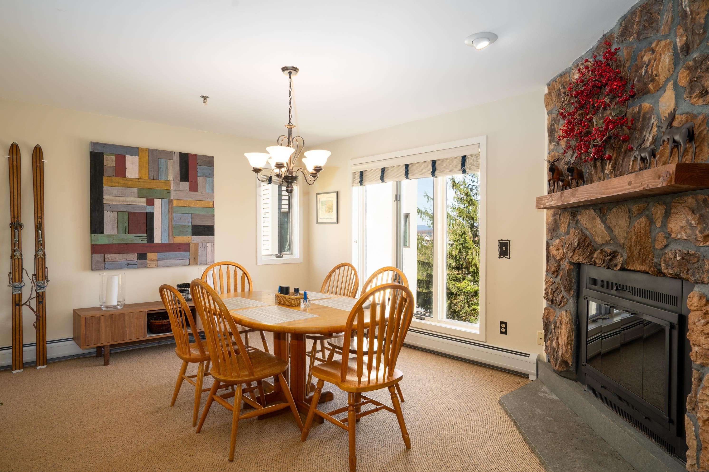 12 Ober Tal Drive Property Photo 11