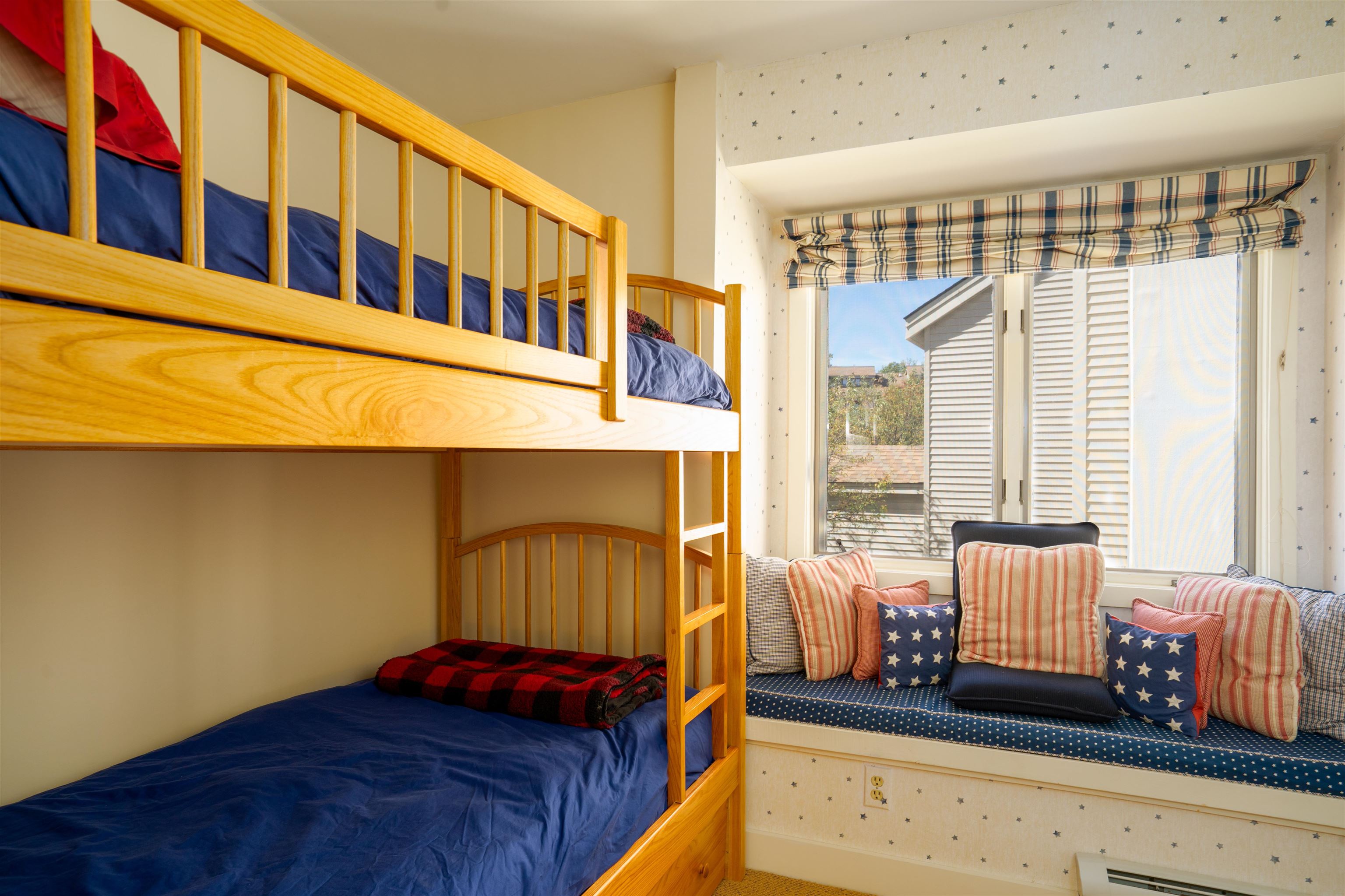 12 Ober Tal Drive Property Photo 18