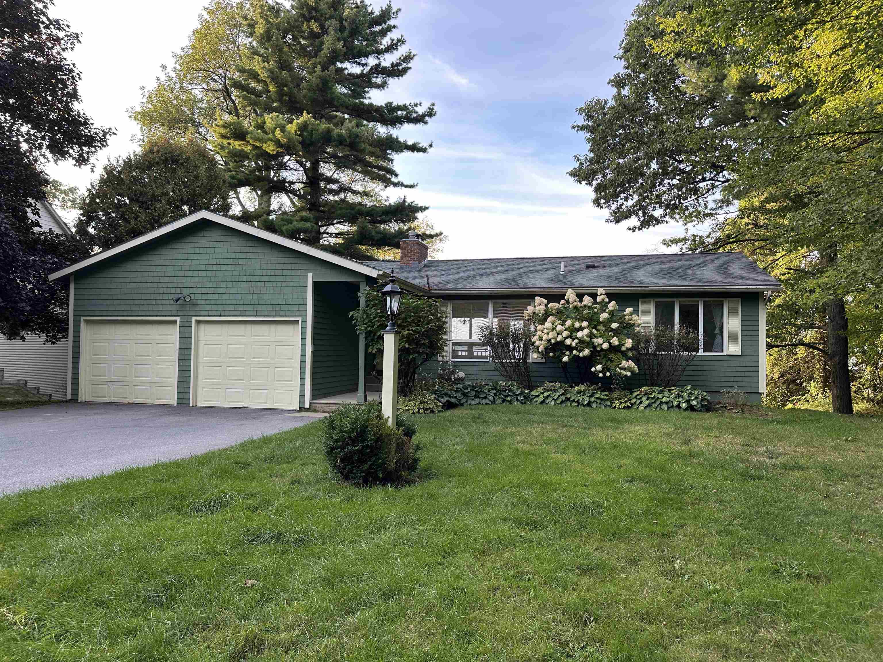 304 Thayer Bay Road Property Photo 1