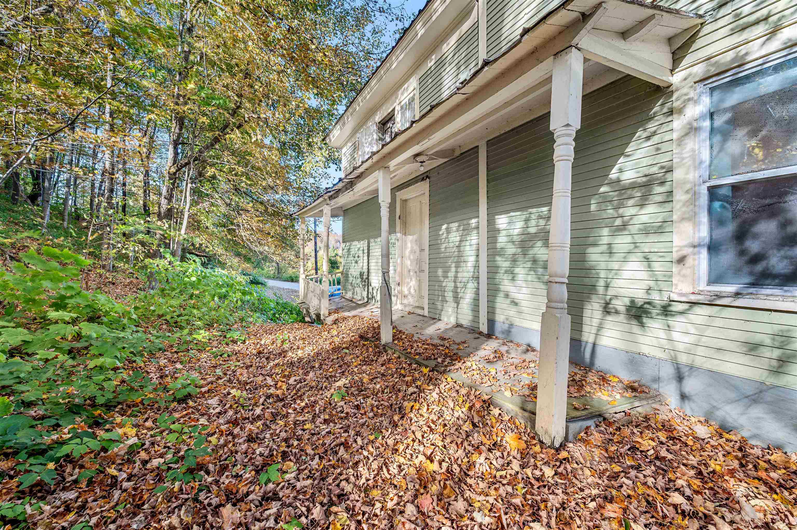 21 River Road W Property Photo 5
