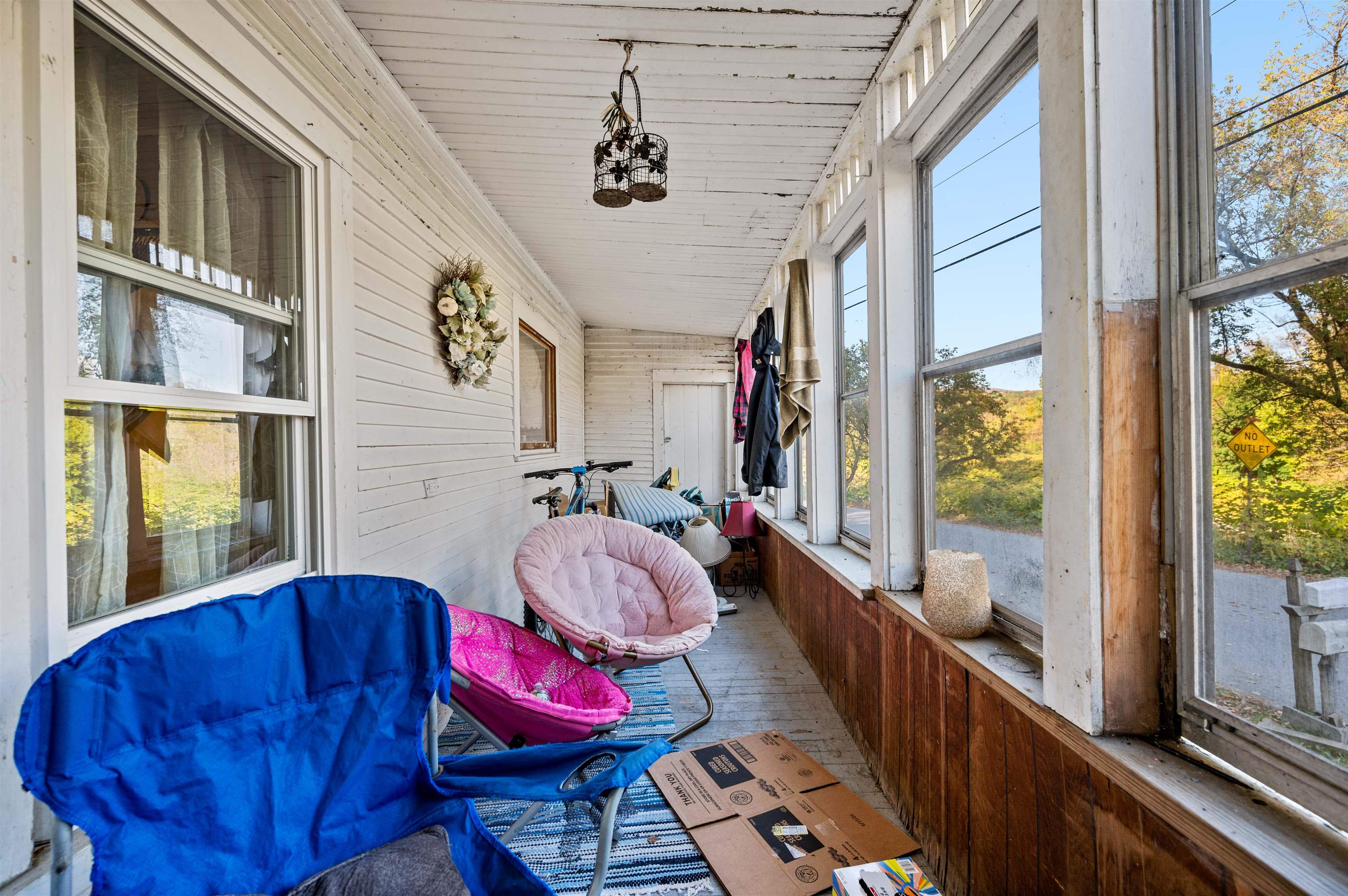 21 River Road W Property Photo 27