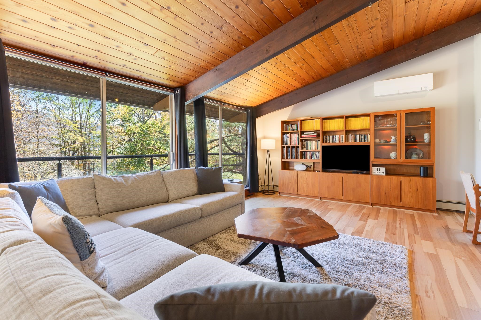 515 Tanglewood Drive Property Photo 9