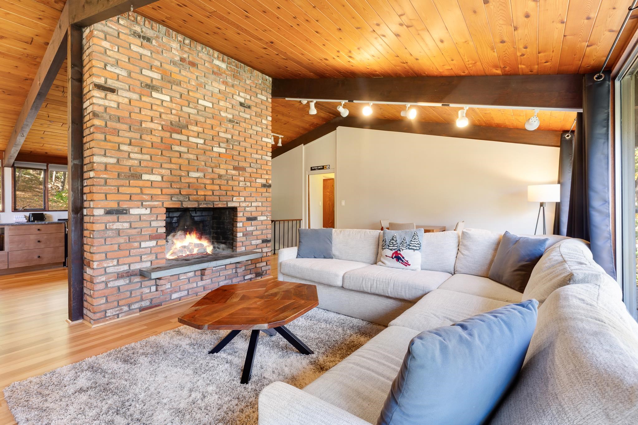 515 Tanglewood Drive Property Photo 10