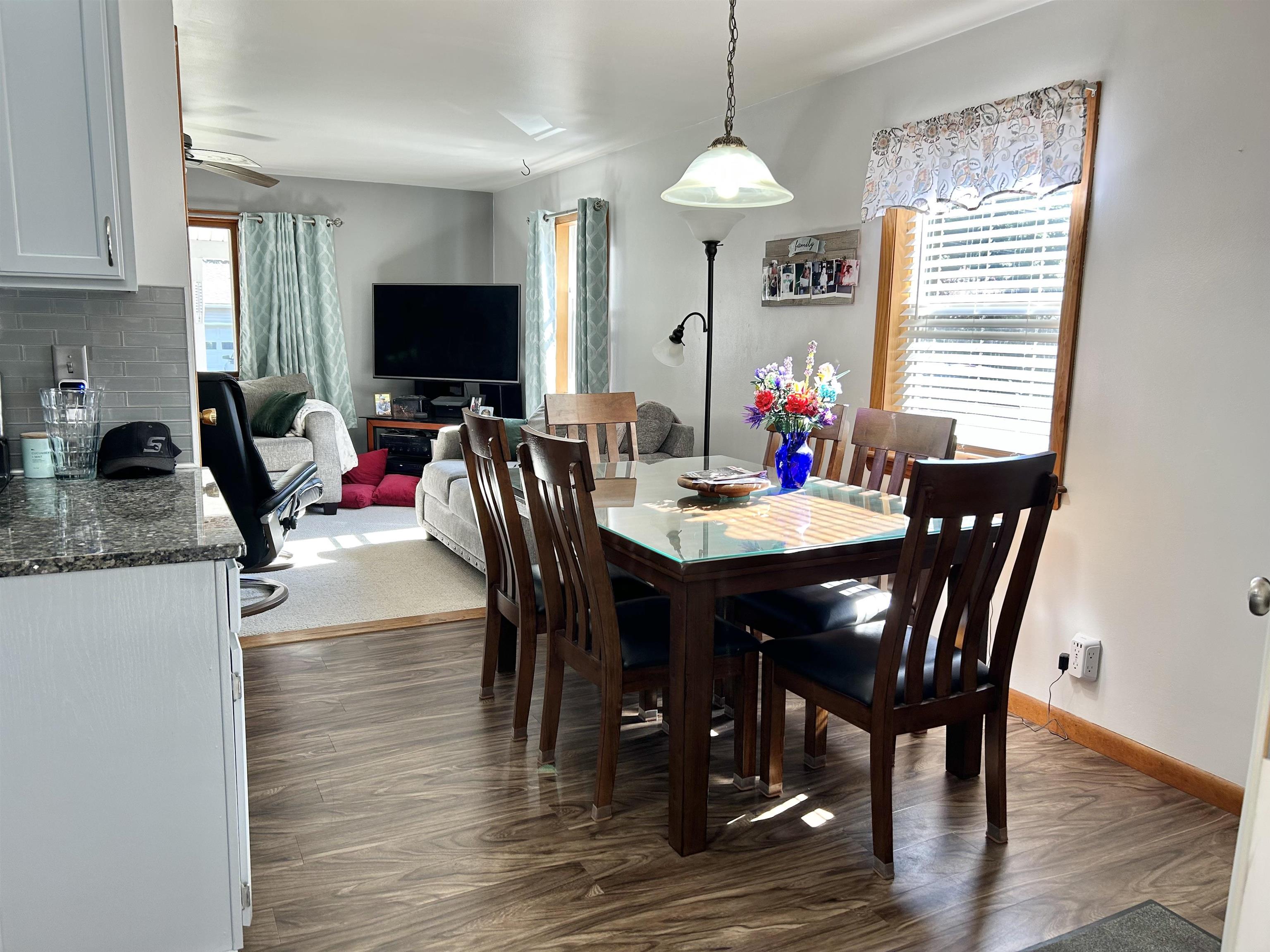 2083 North Avenue Property Photo 9