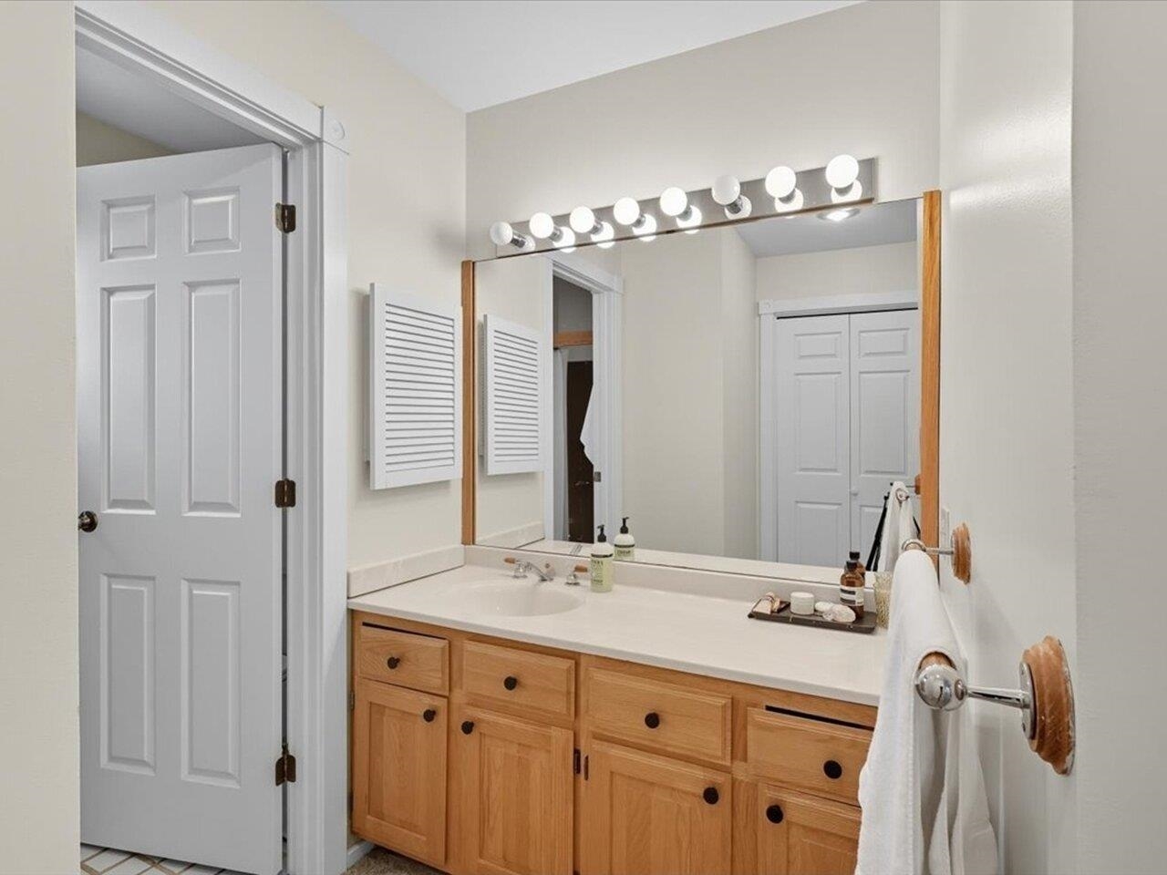 41 Southwind Drive Property Photo 24