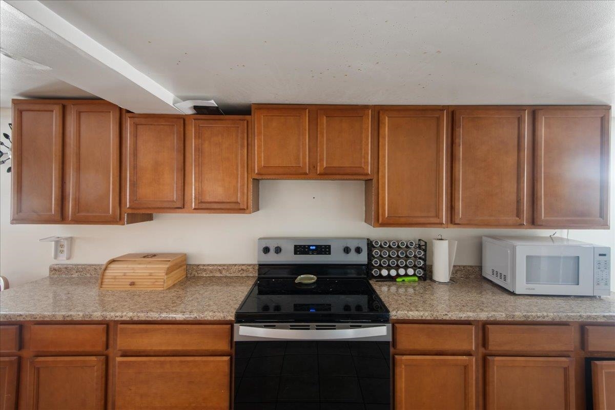 49 Eastern Avenue Property Photo 11