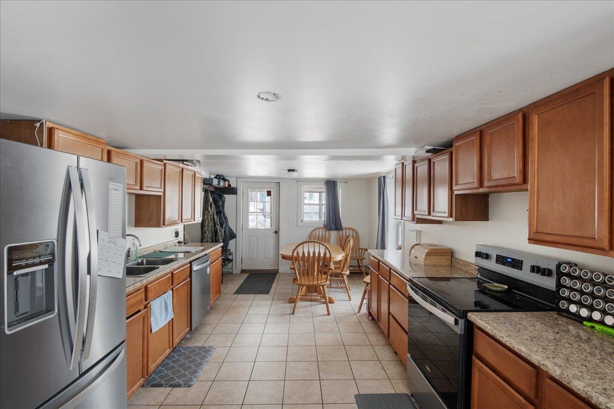 49 Eastern Avenue Property Photo 12