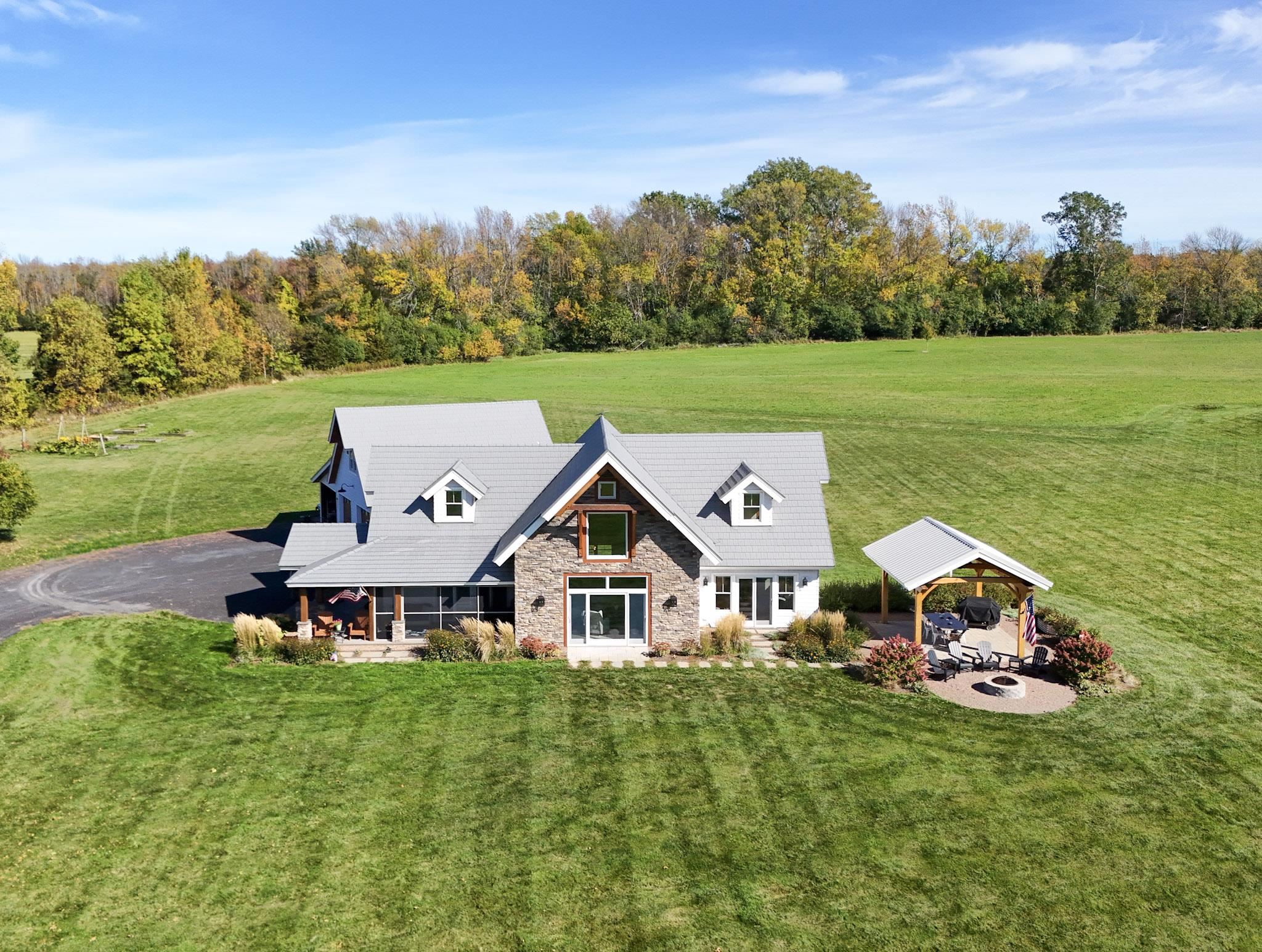 124 West Shore Road Property Photo 2