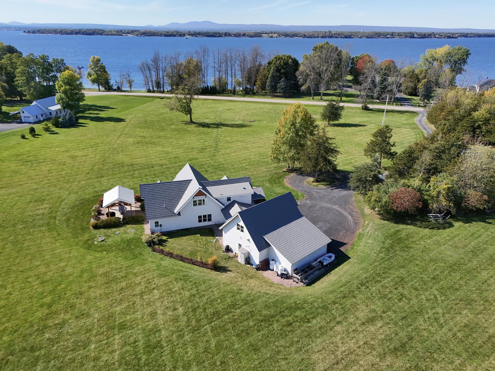 124 West Shore Road Property Photo 3