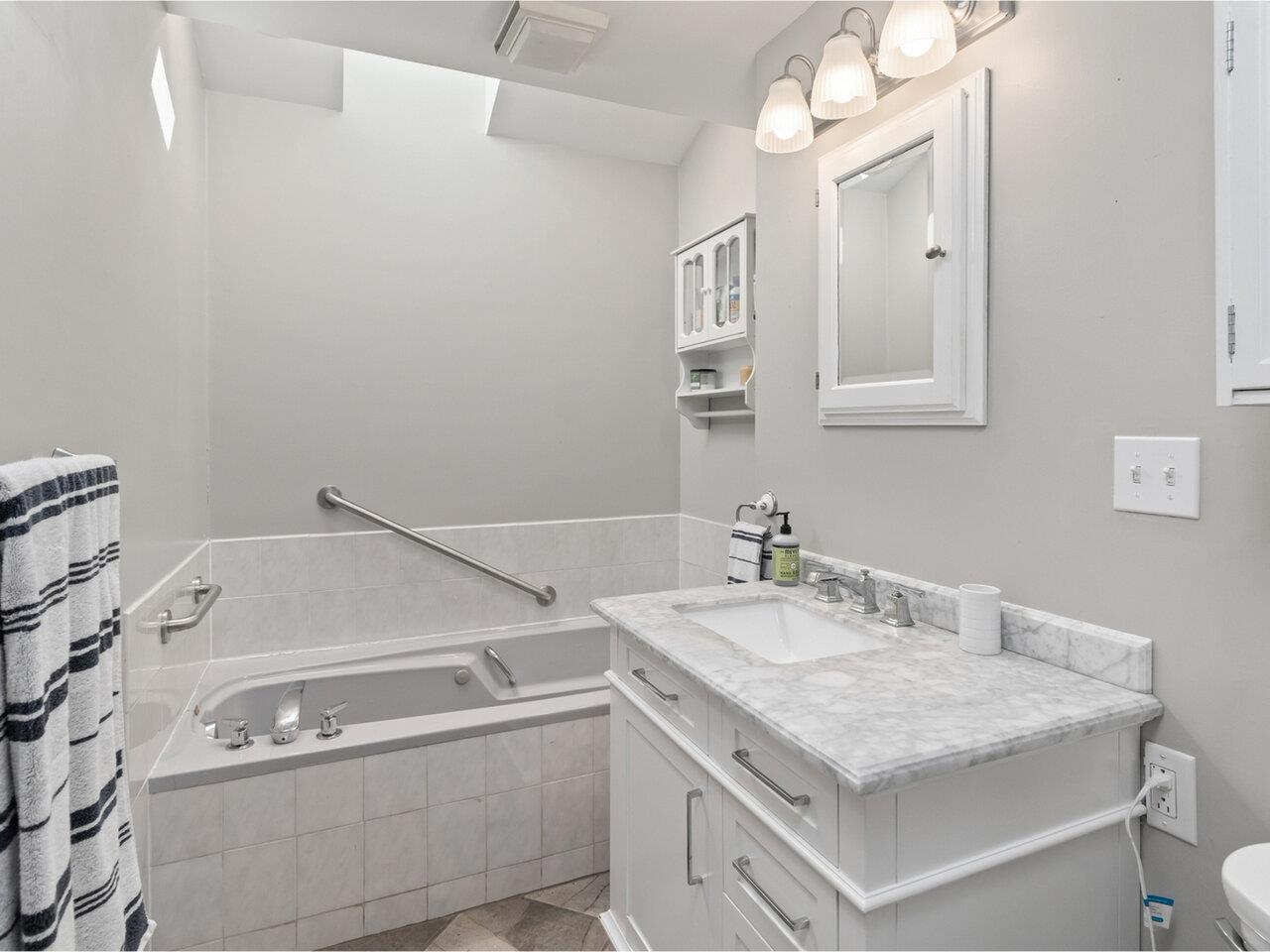 17 Westward Drive Property Photo 26