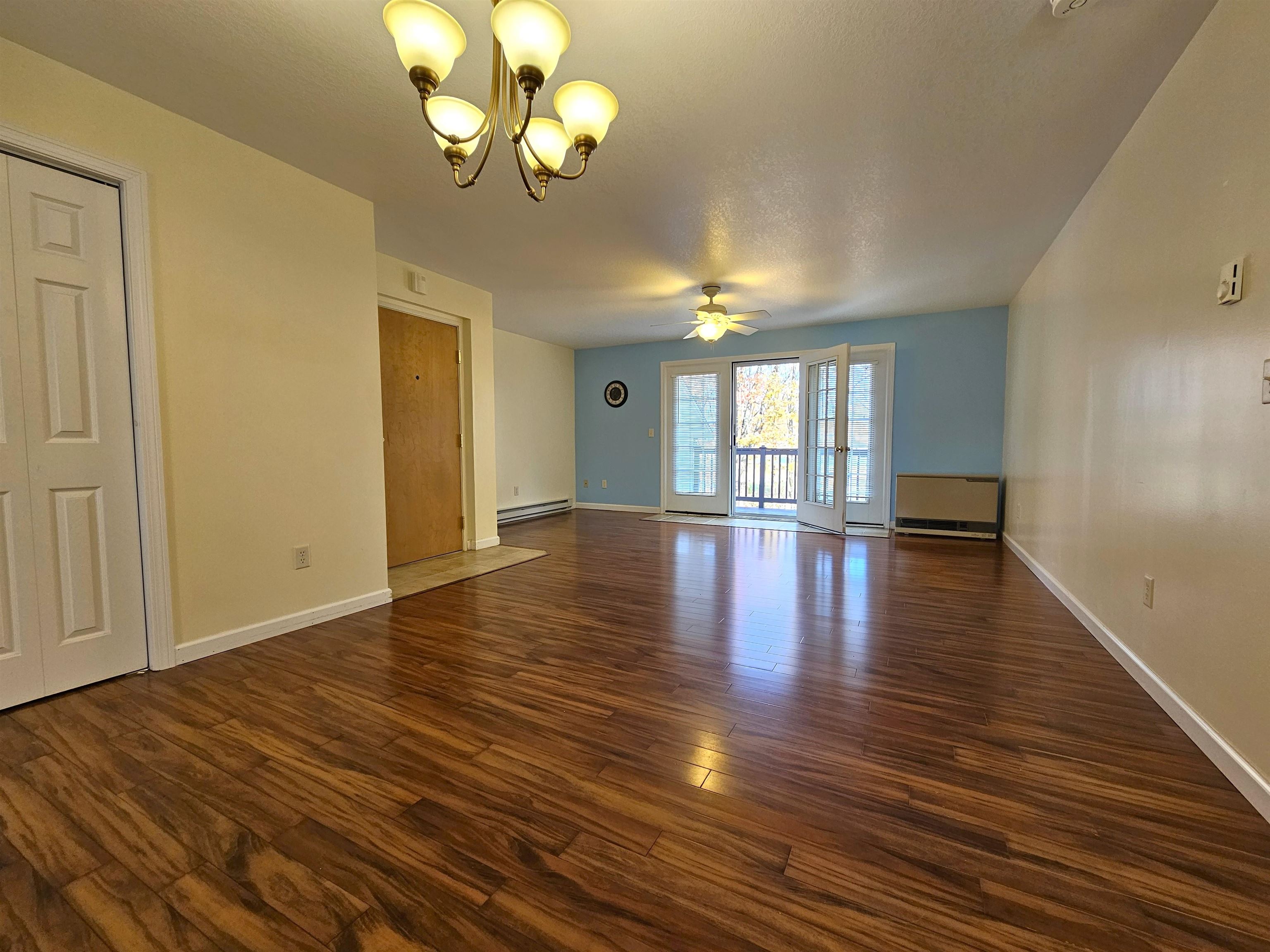 78 Kingsbury Circle Property Photo 12