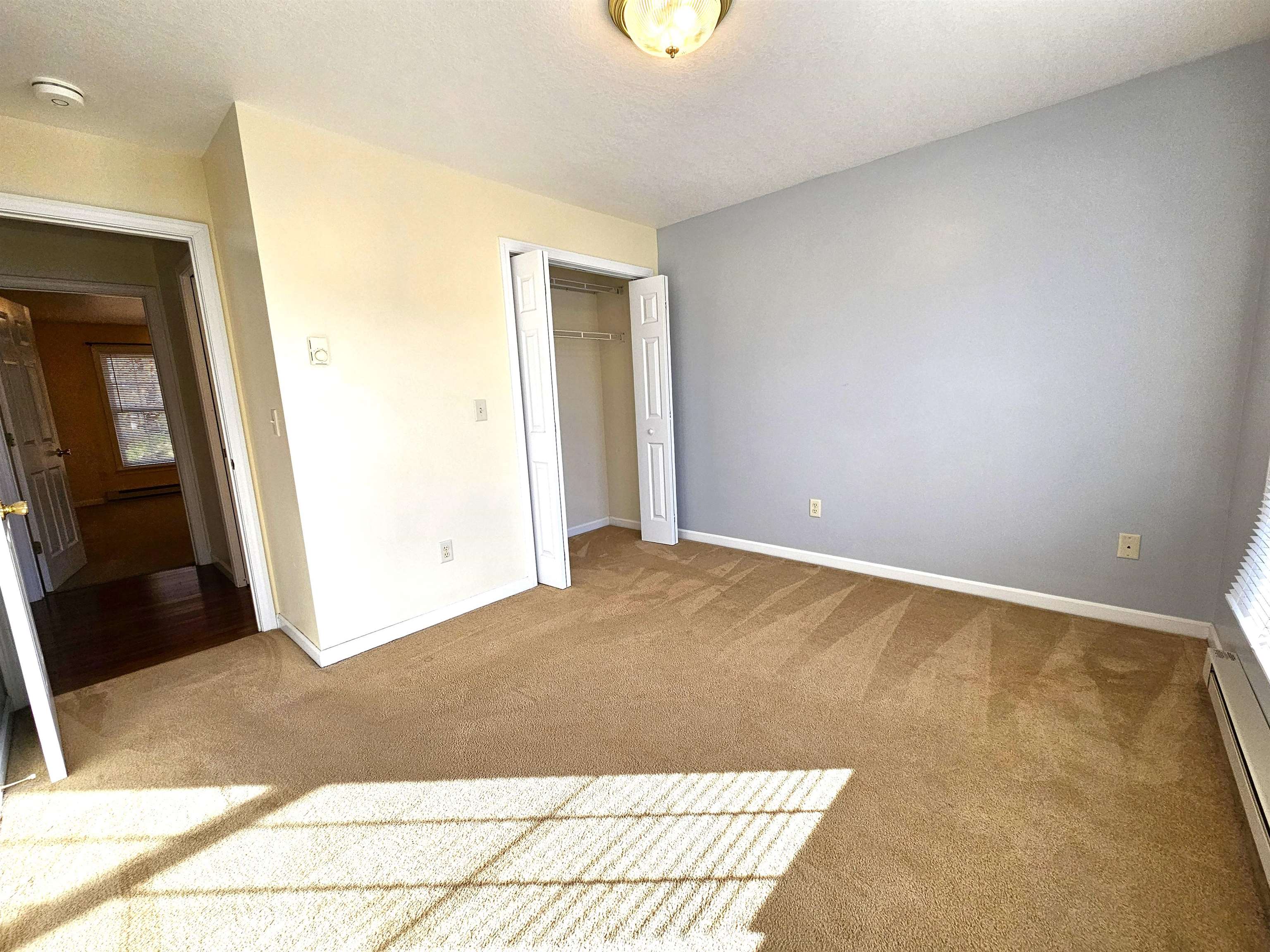 78 Kingsbury Circle Property Photo 18