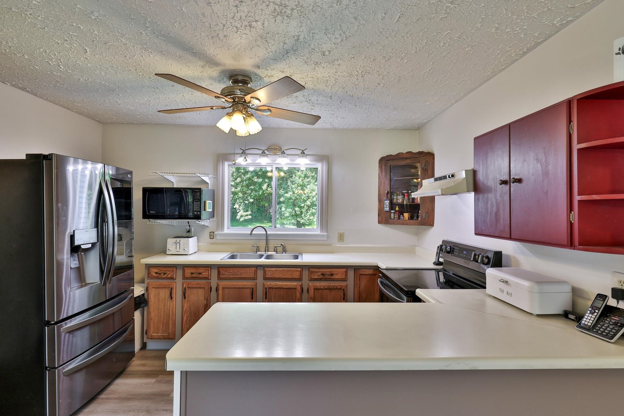 2140 Brandon Mountain Road Property Photo 7