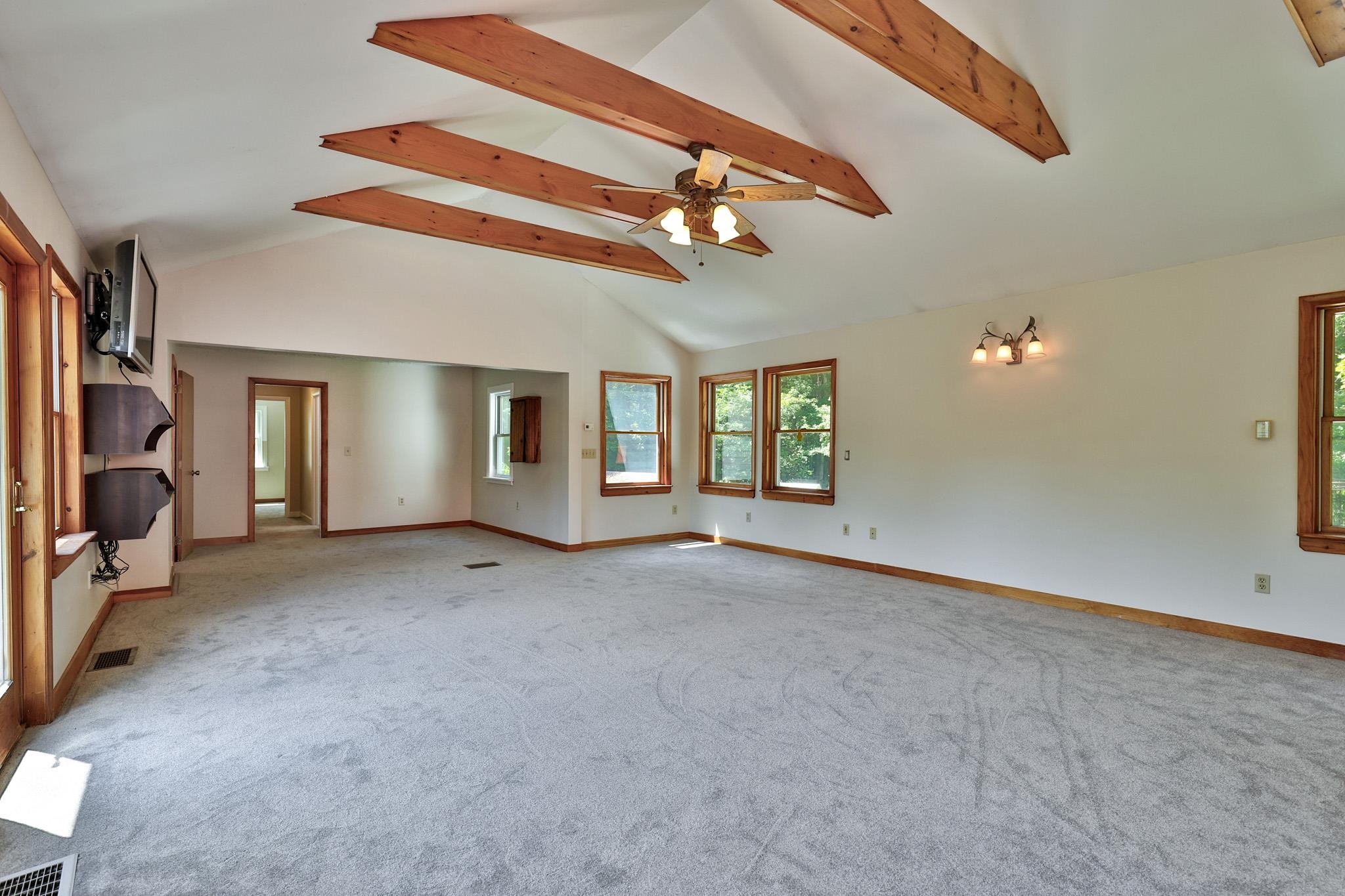 2140 Brandon Mountain Road Property Photo 20
