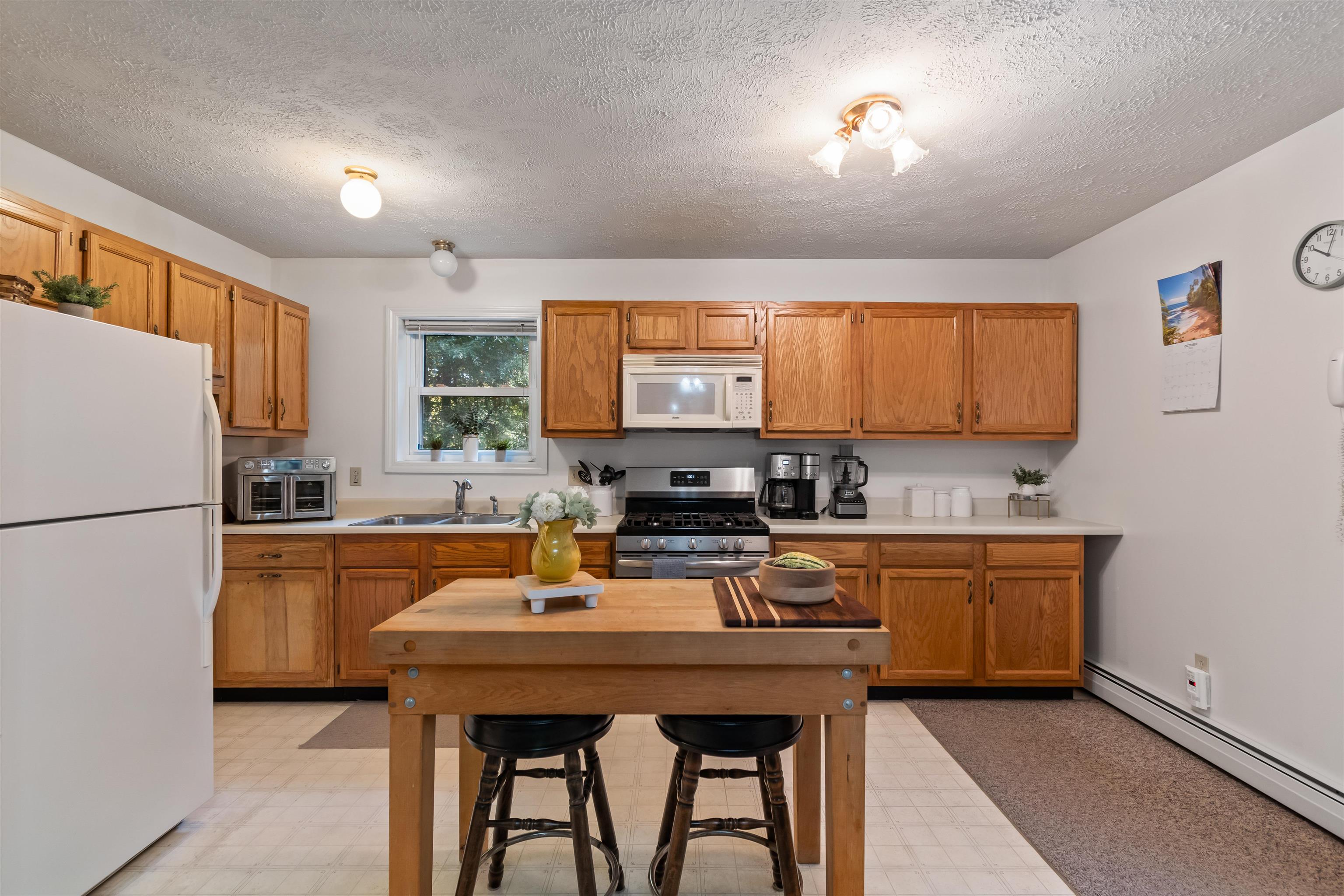 446 Sanderson Road Property Photo 7