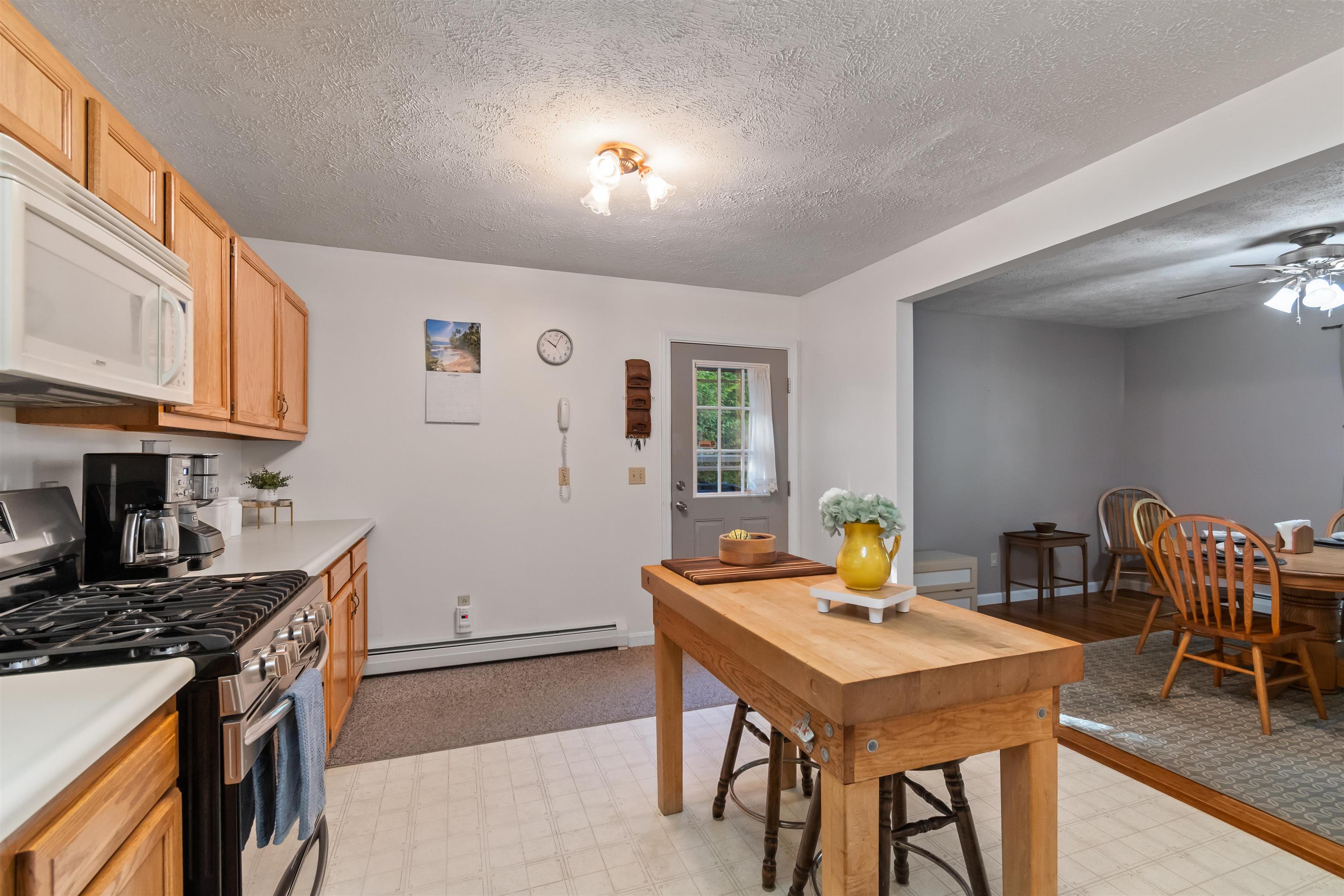 446 Sanderson Road Property Photo 11