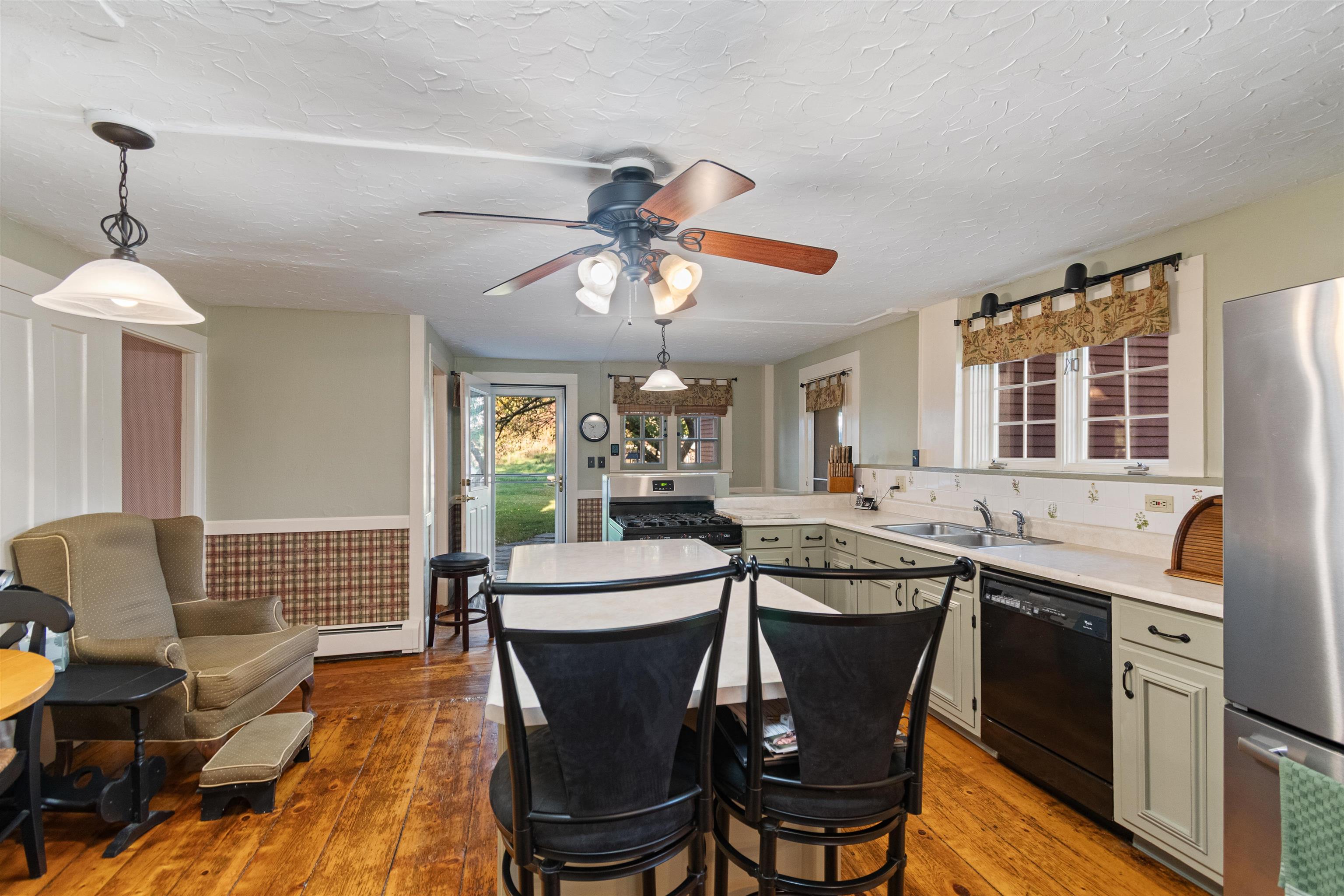 1632 Bradley Road Property Photo 7