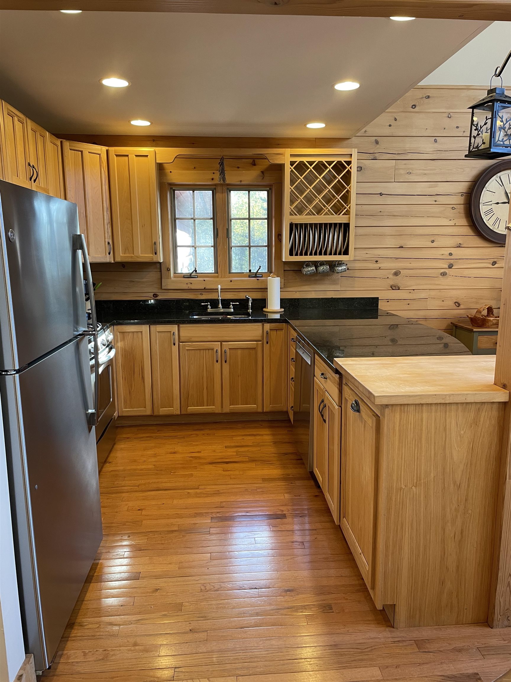 2 Aspen Lane Property Photo 7