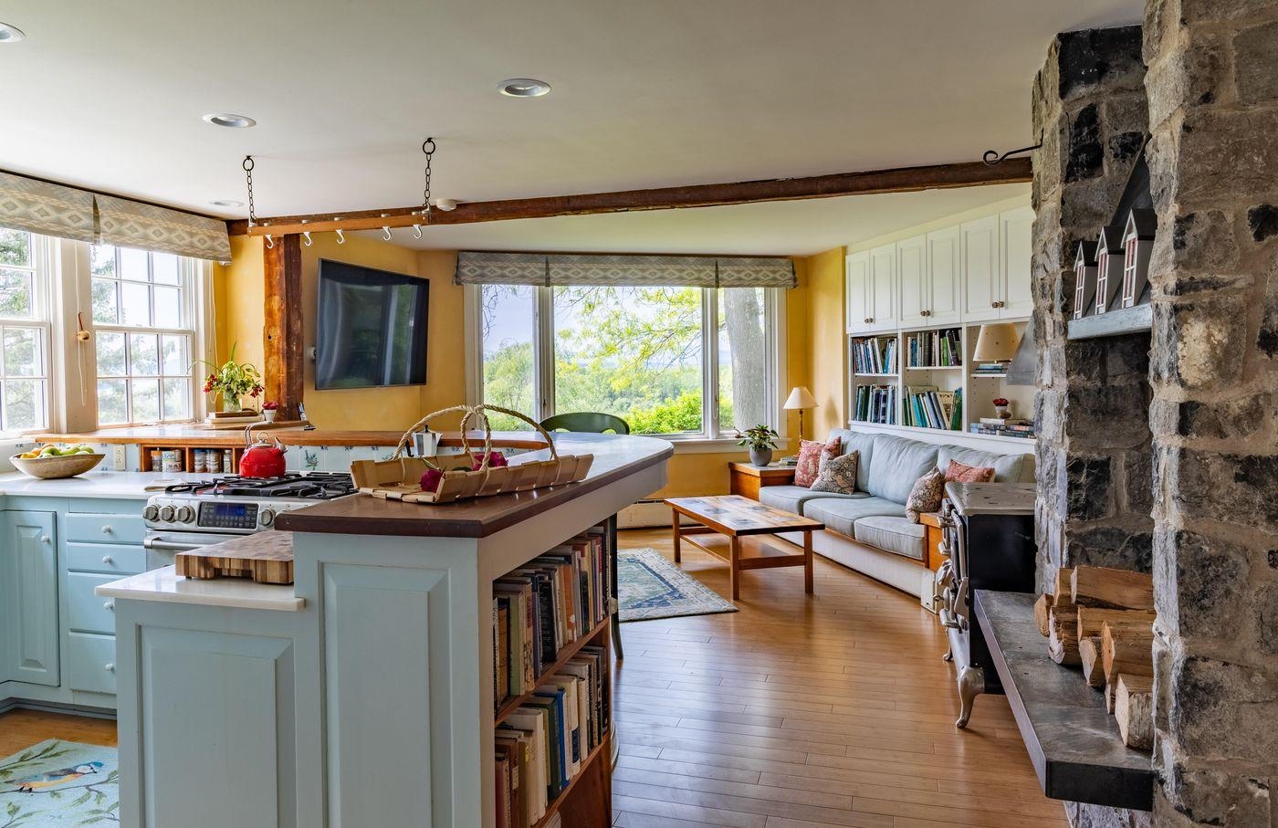 1028 Converse Bay Road Property Photo 17